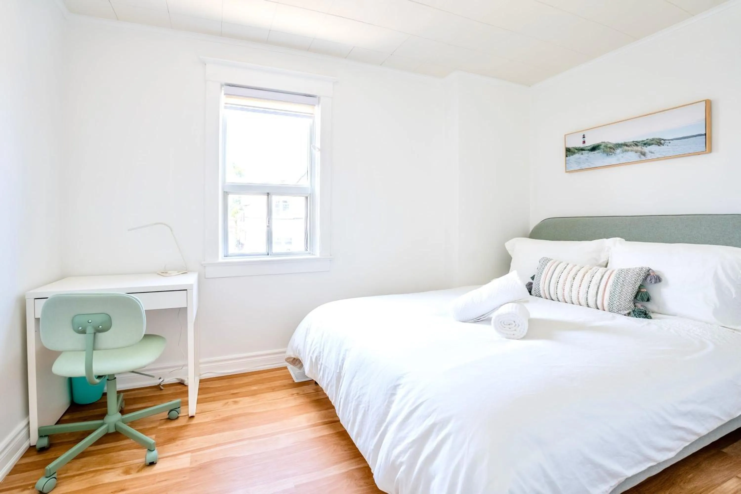 3BR Luxury Home - Heart of St Clair West