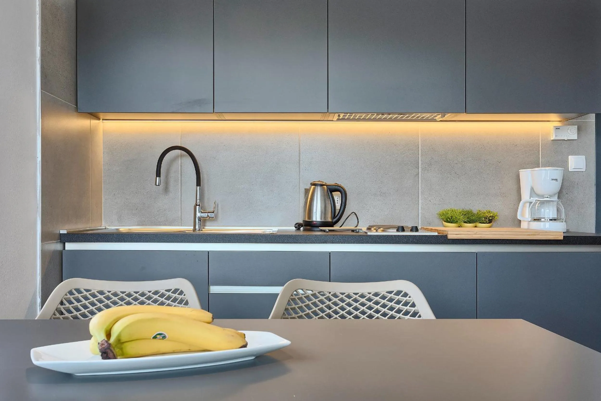 Kitchen or kitchenette in Astinian apartments Jadranka
