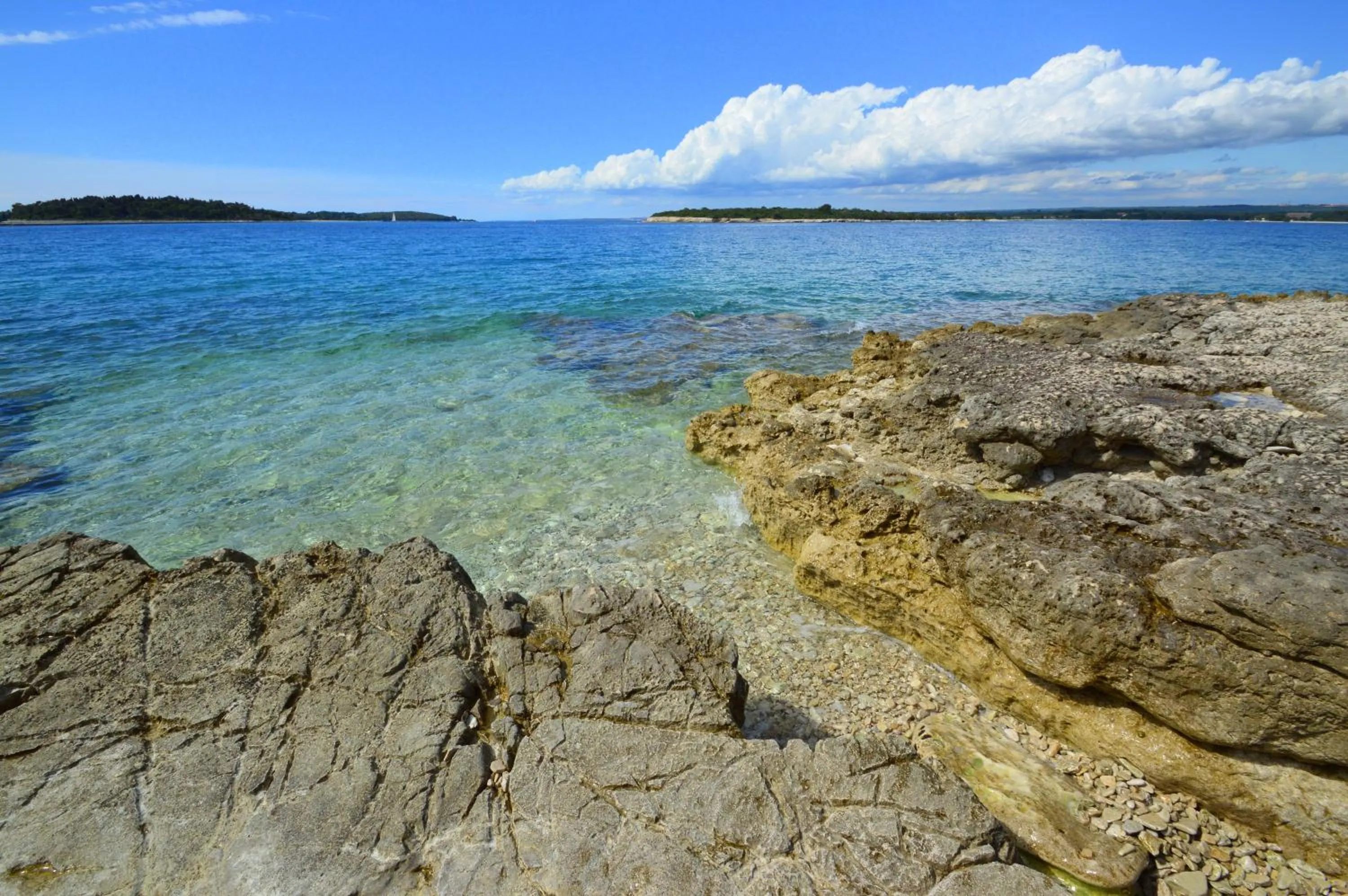 Beach in Astinian apartments Jadranka