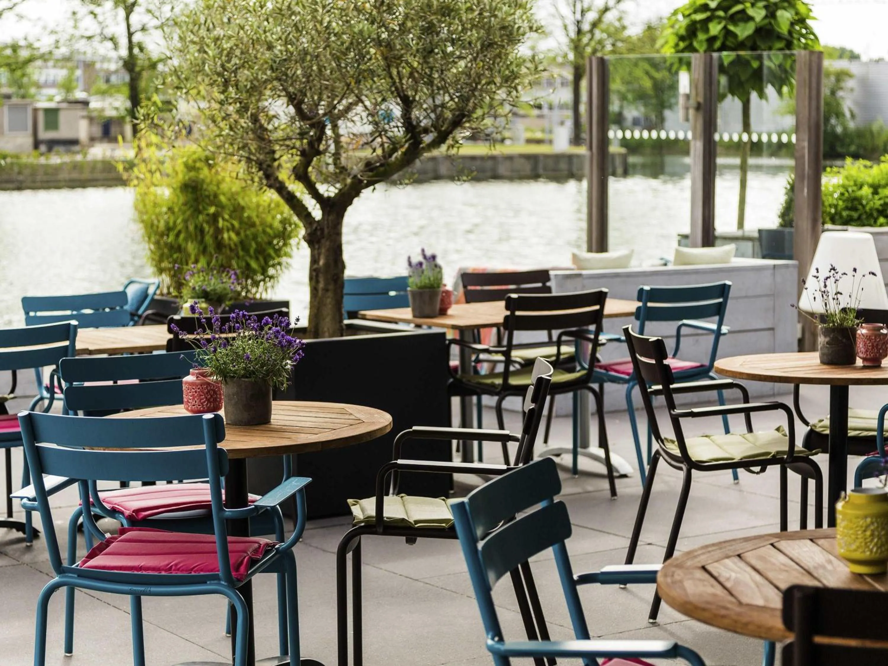 Restaurant/places to eat in Mercure Amsterdam City Hotel