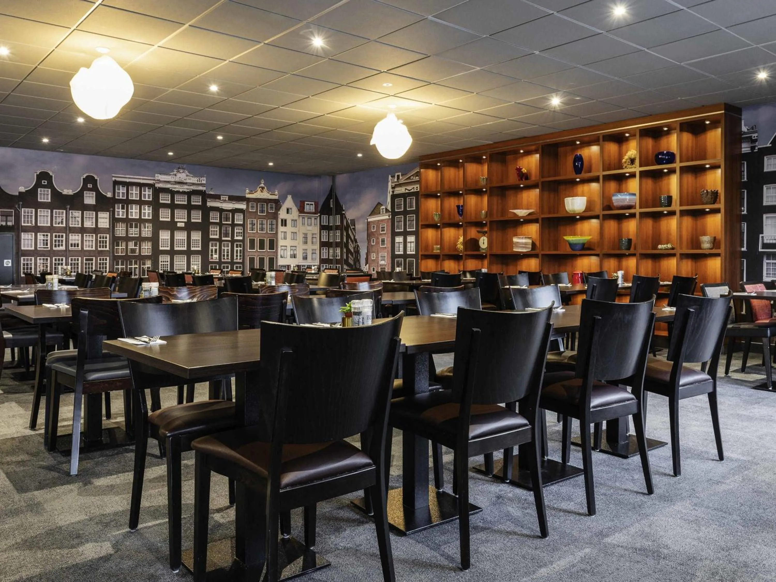 Breakfast in Mercure Amsterdam City Hotel