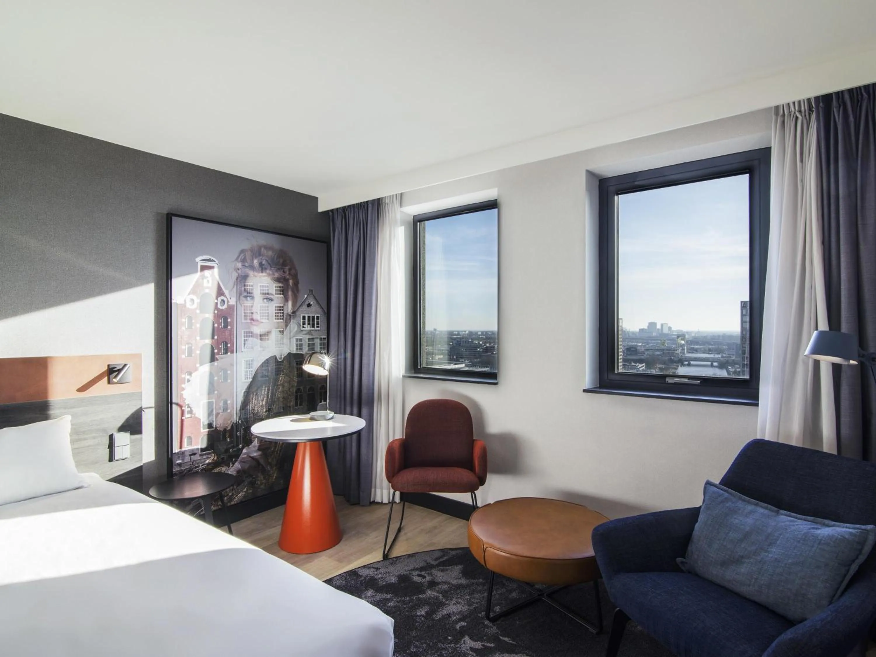 Bedroom, Bed in Mercure Amsterdam City Hotel