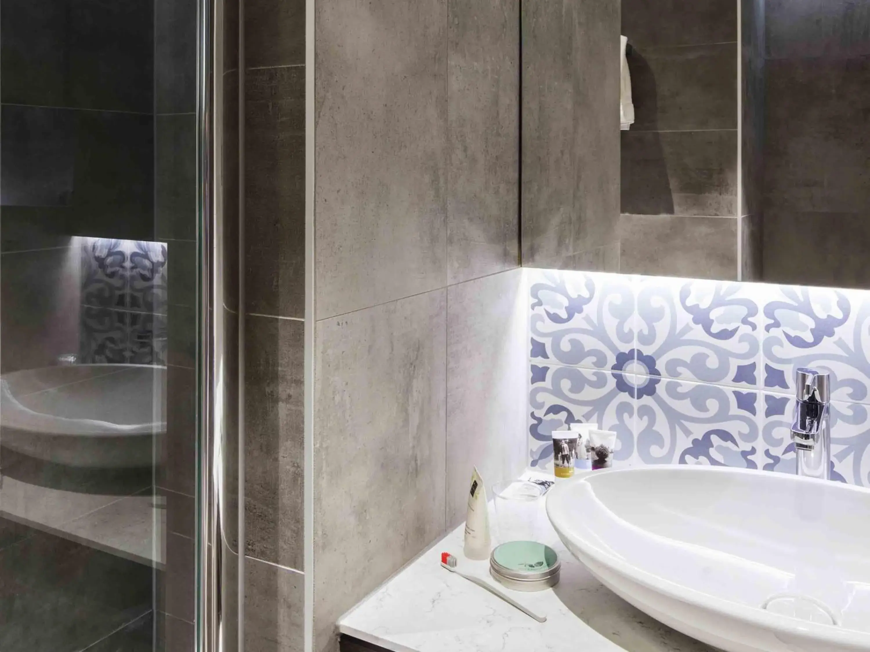 Privilege Twin Room in Mercure Amsterdam City Hotel Privilege Twin Room in Mercure Amsterdam City Hotel