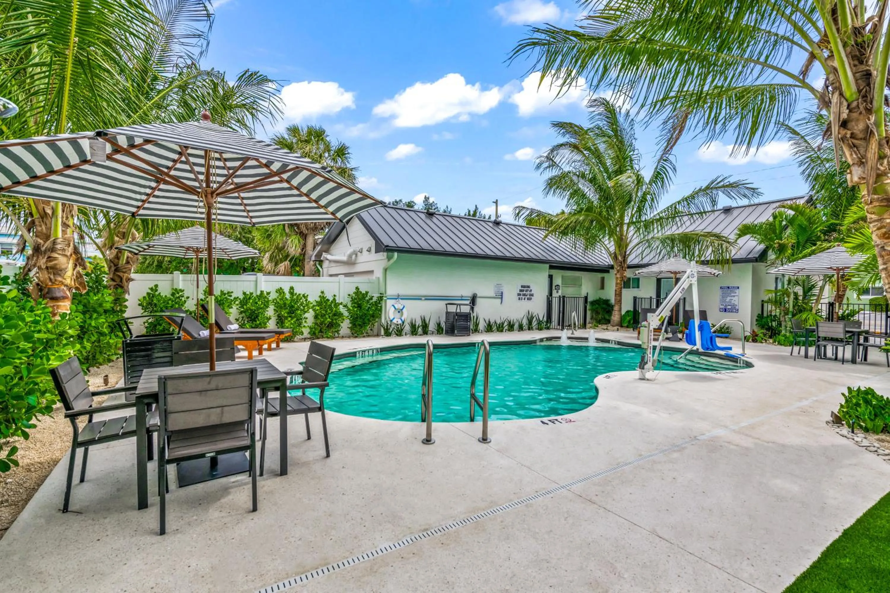 Swimming pool in The Retreat at Anna Maria Island Inn