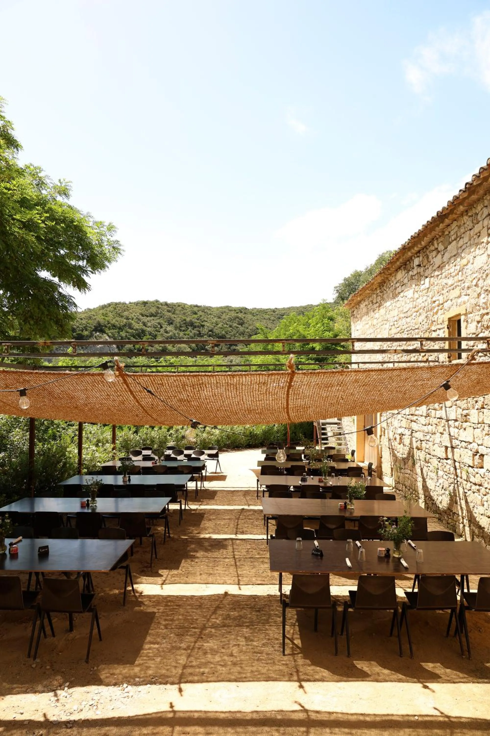 Restaurant/places to eat in Prieuré Saint-Nicolas - Les Maisons