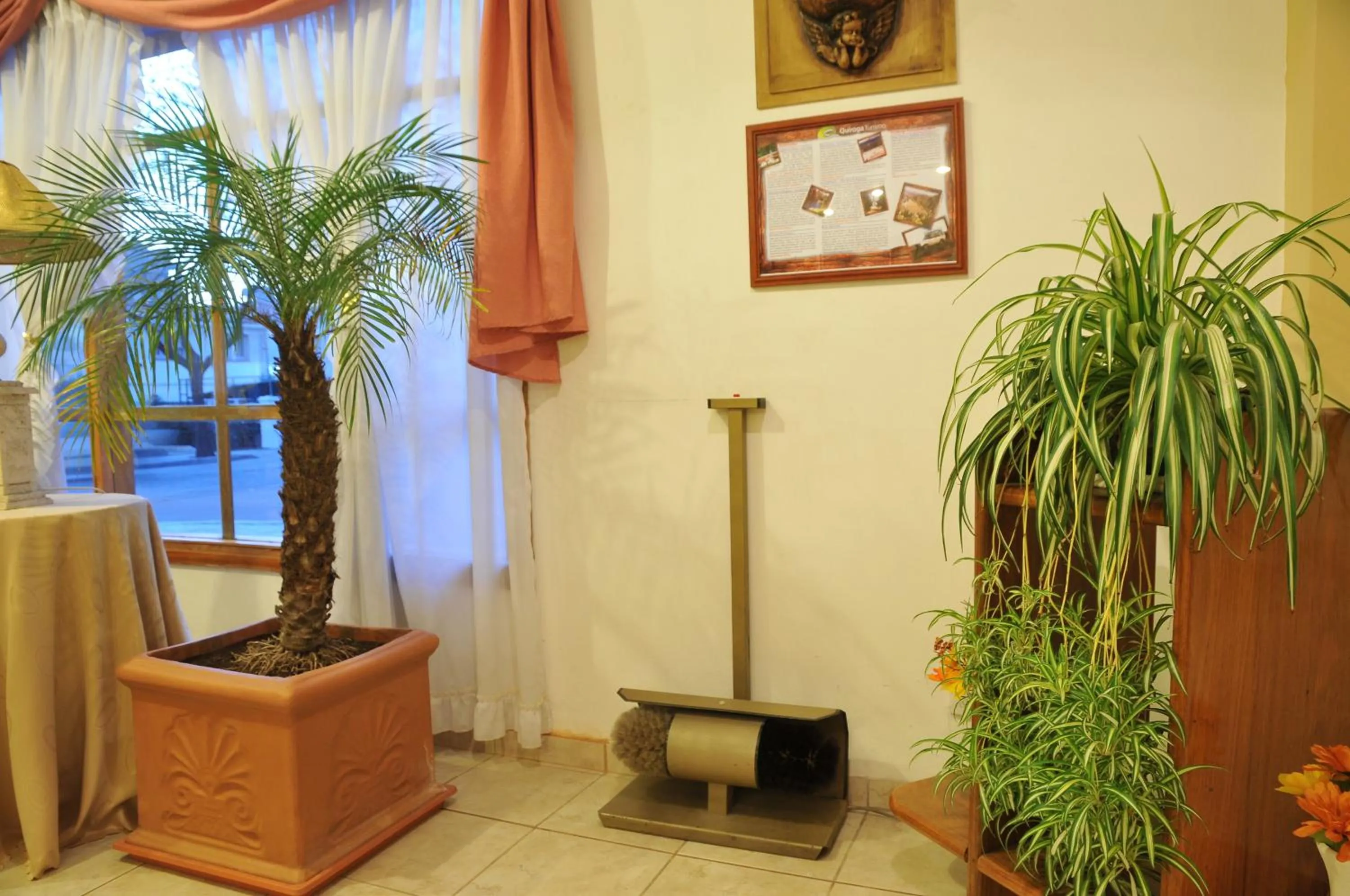 Decorative detail in Hotel Salerno