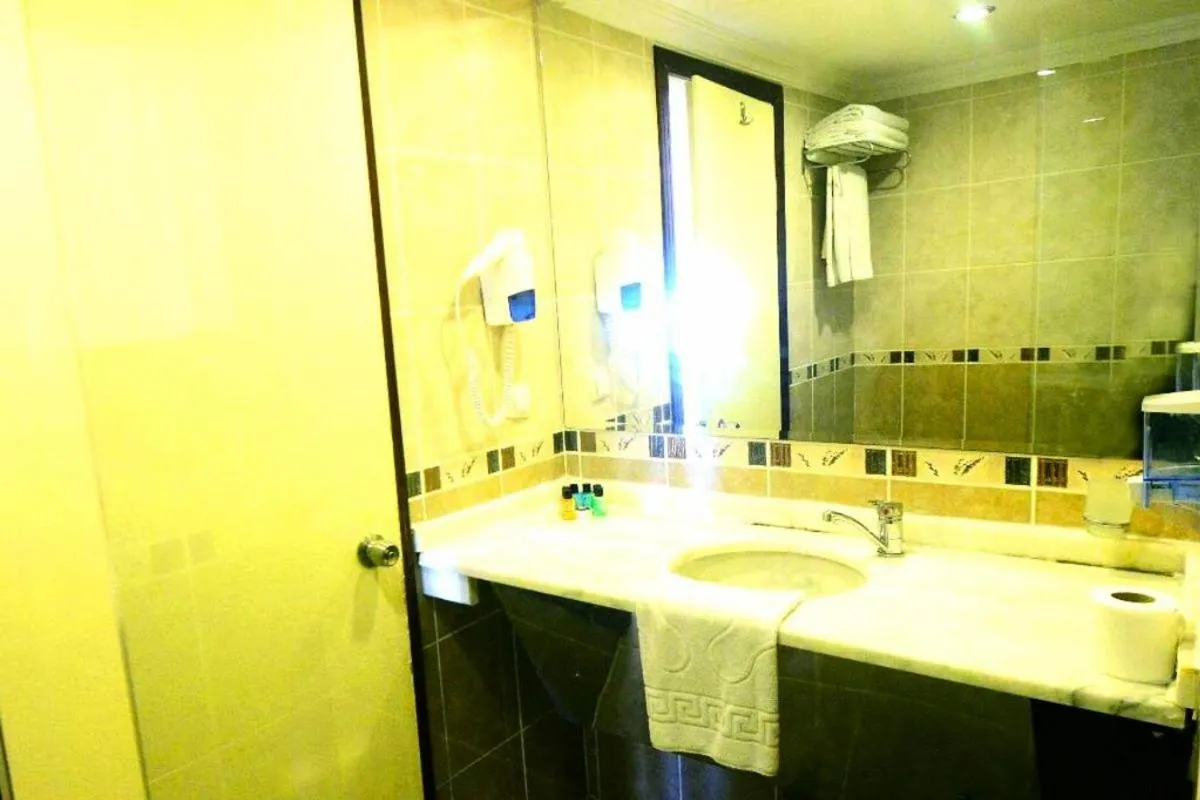 Bathroom in Side Orange Paradise Hotel