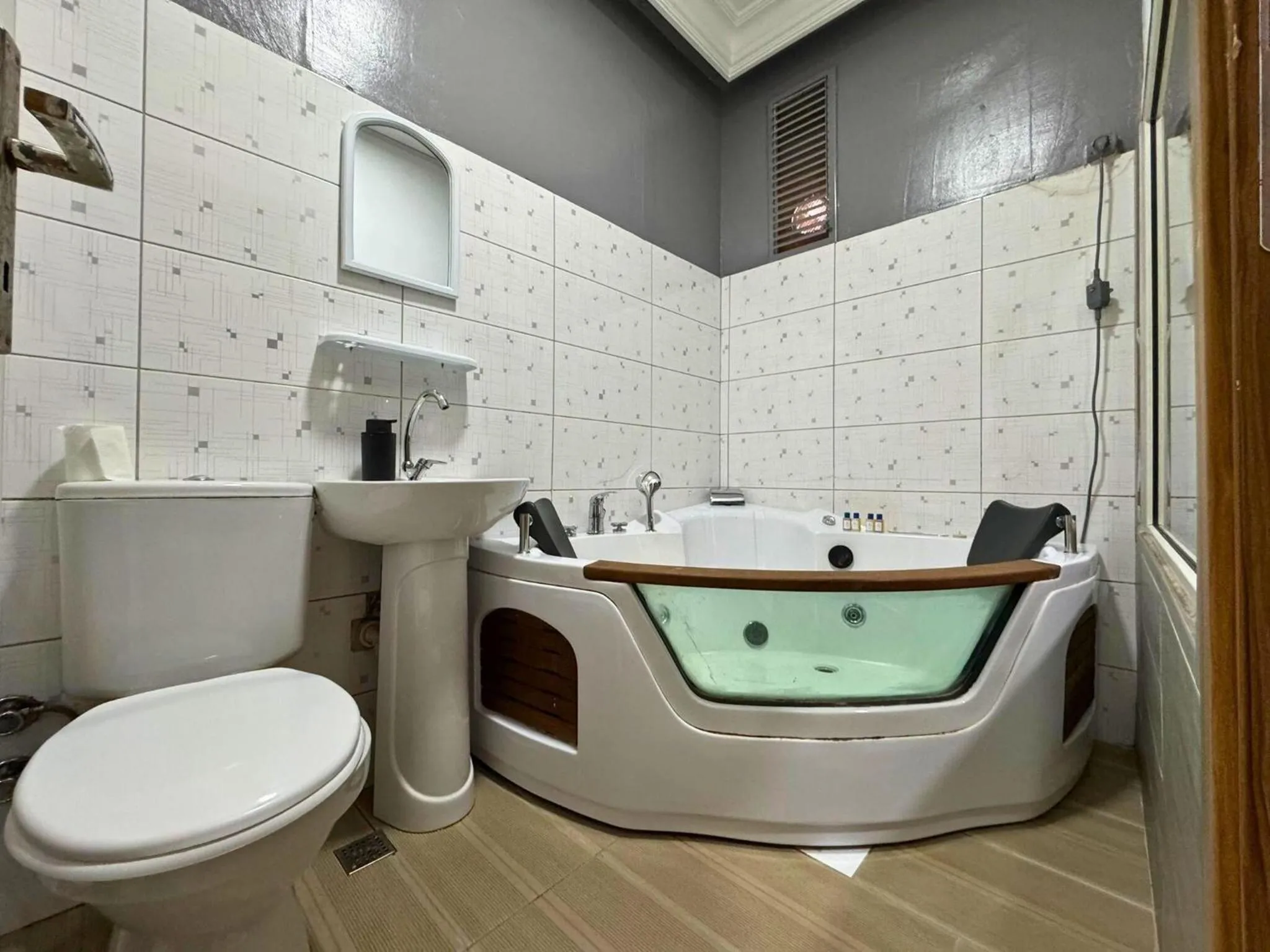 Hot Tub in Grond Konaklama Mersin