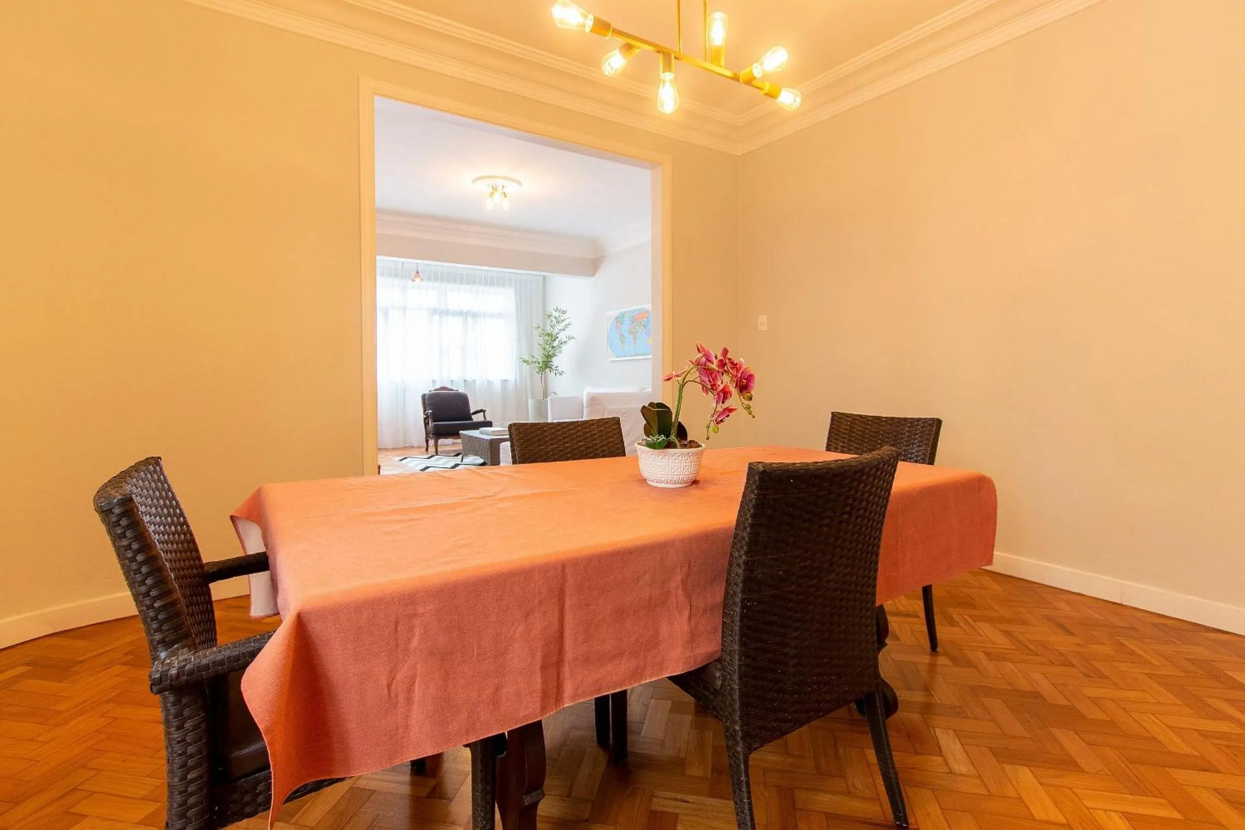 Dining area in Exclusivo 3Qtos c/ Garagem em Copacabana, conforto