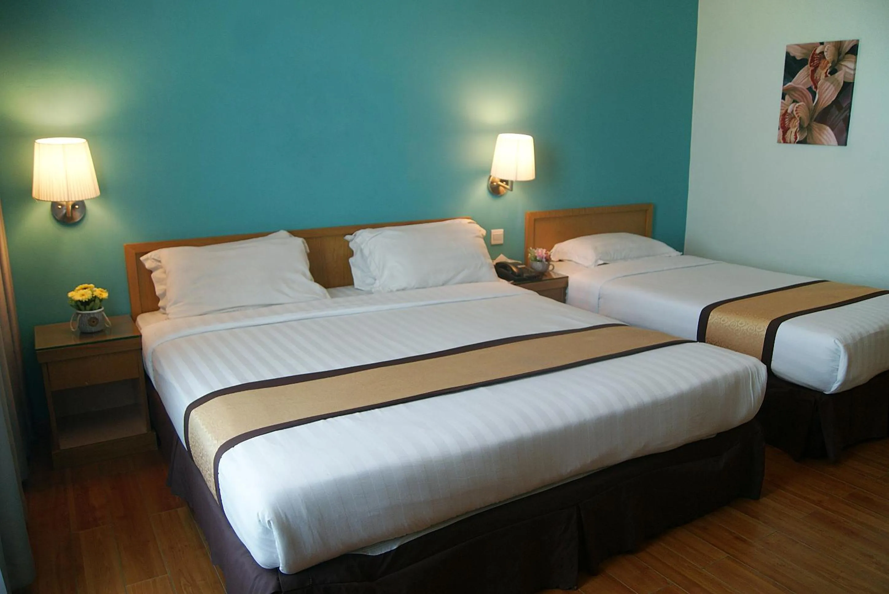 Bed in Tang Dynasty Bay Hotel