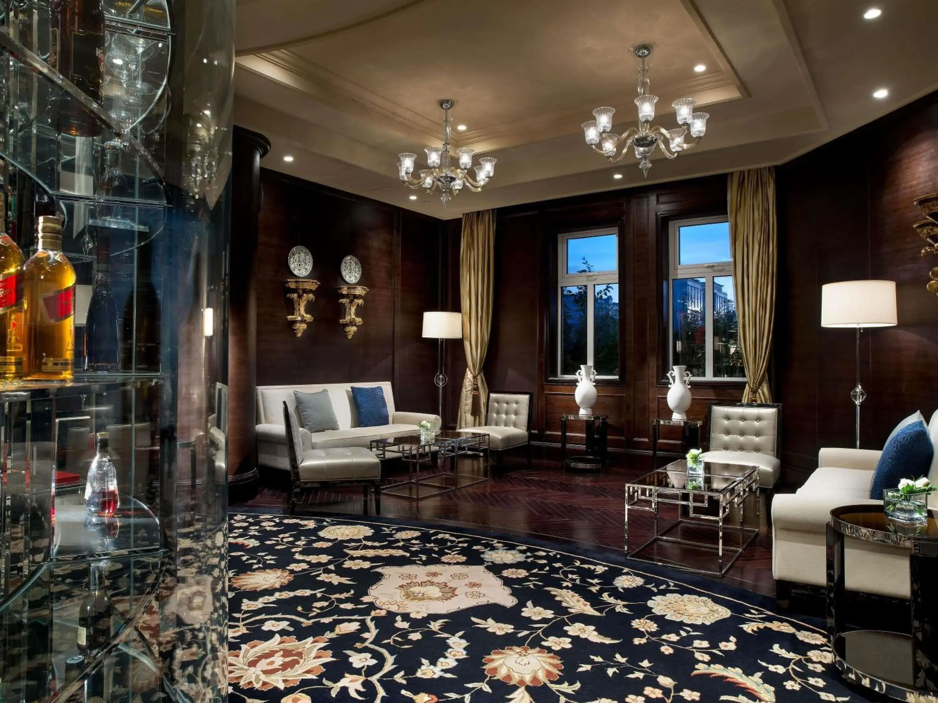 Lounge or bar in Sofitel Legend People's Grand Hotel Xi'an Lounge or bar in Sofitel Legend People's Grand Hotel Xi'an