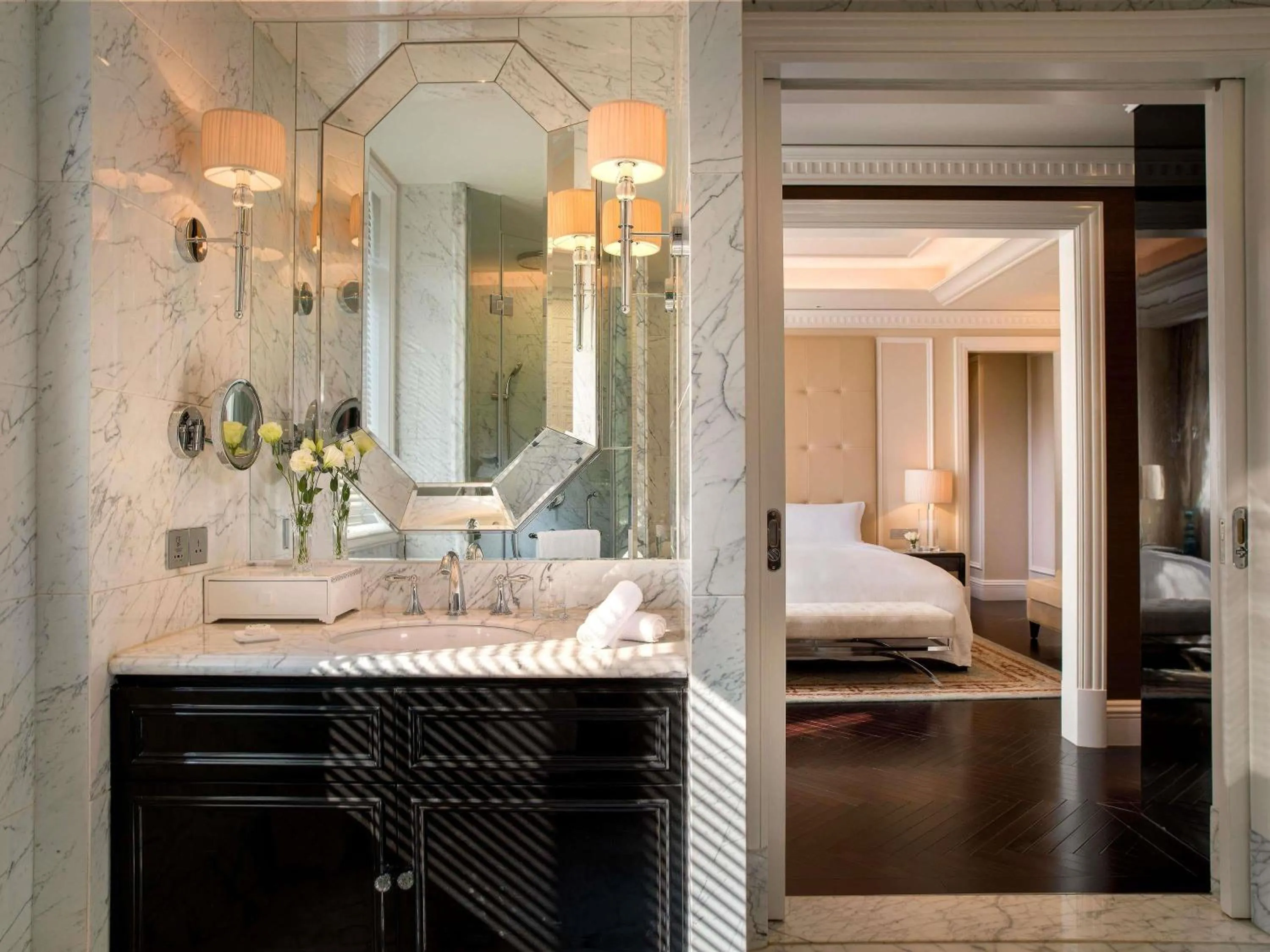 Bedroom, Bed in Sofitel Legend People's Grand Hotel Xi'an