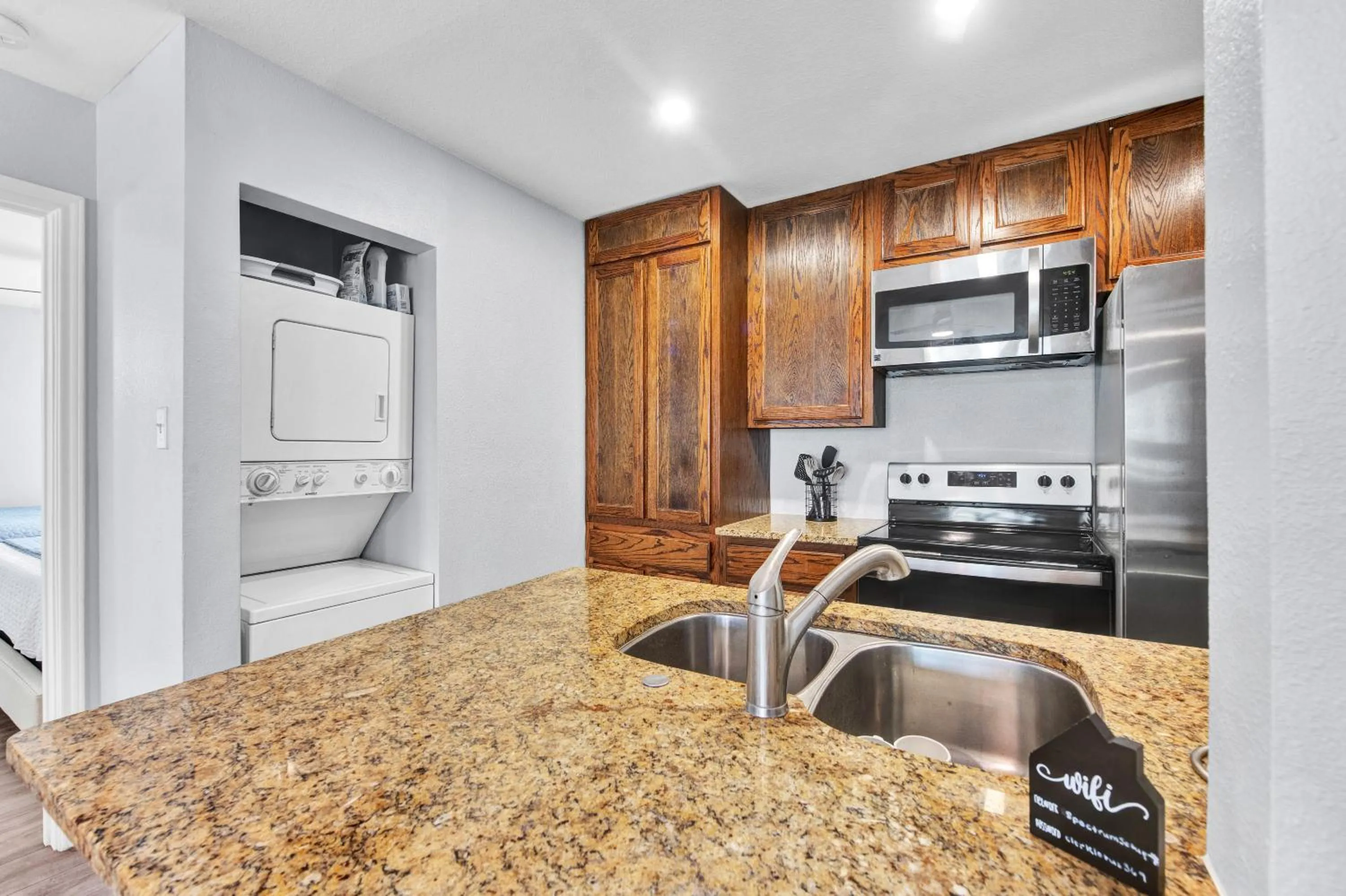 Other in Chasing Waves BH201