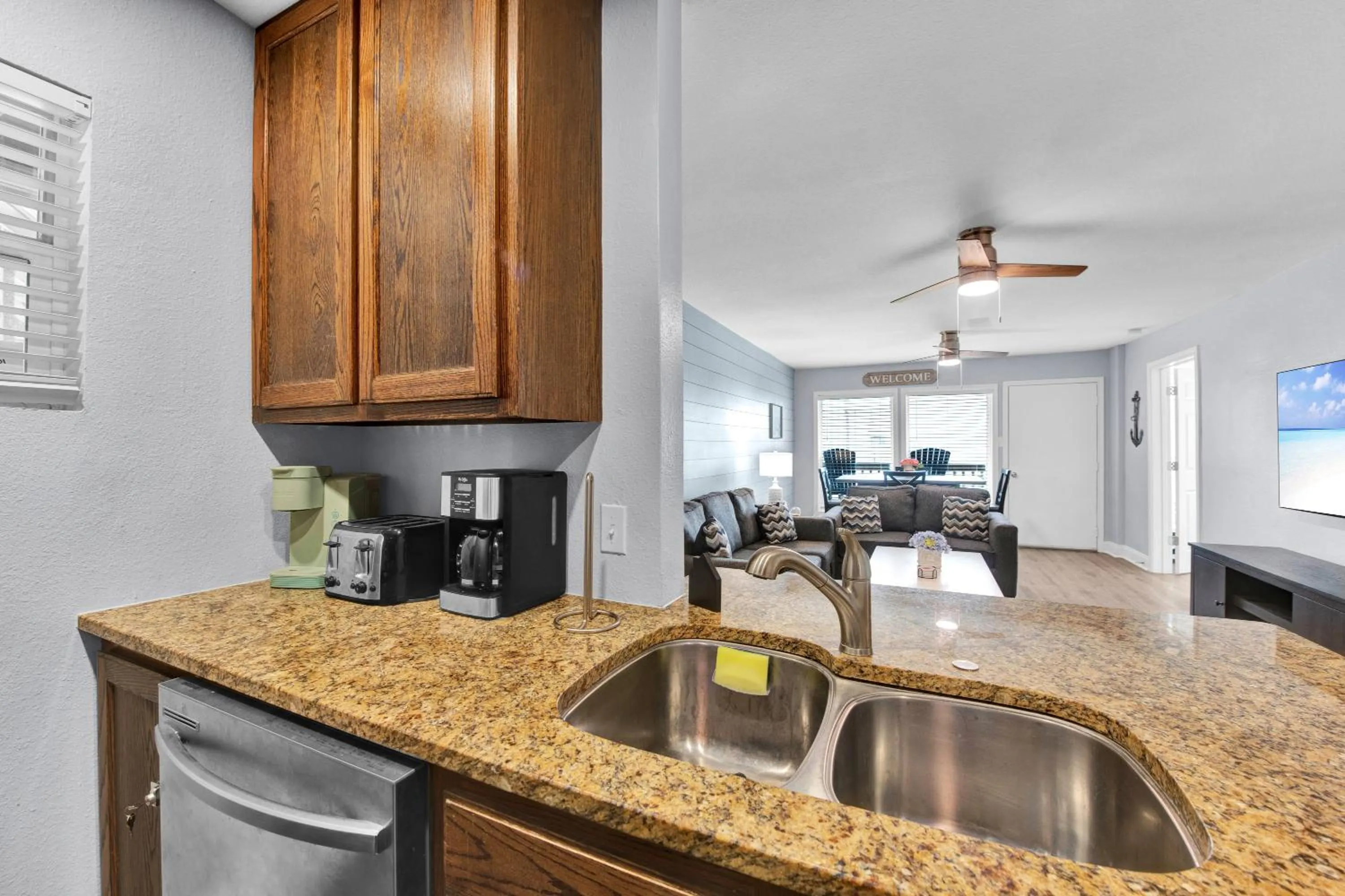 Other in Chasing Waves BH201