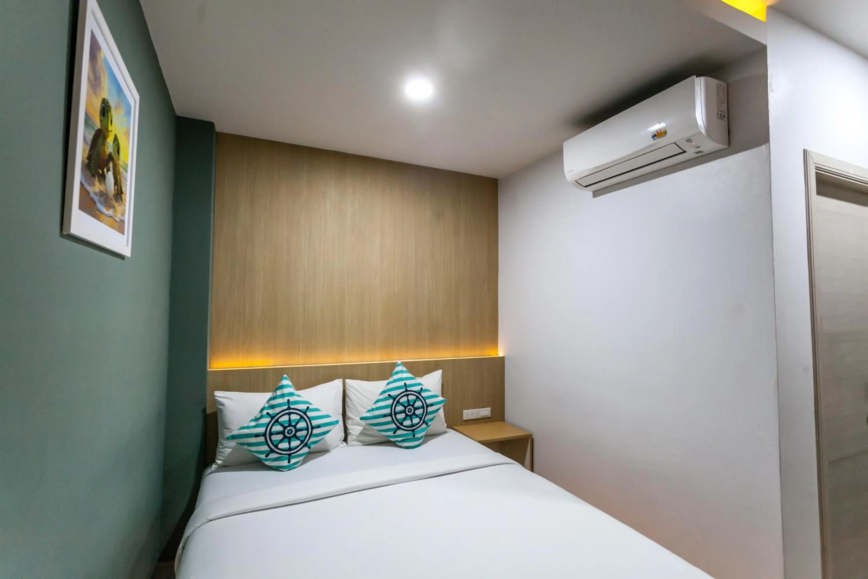 Bedroom, Bed in Coco Bella Hotel