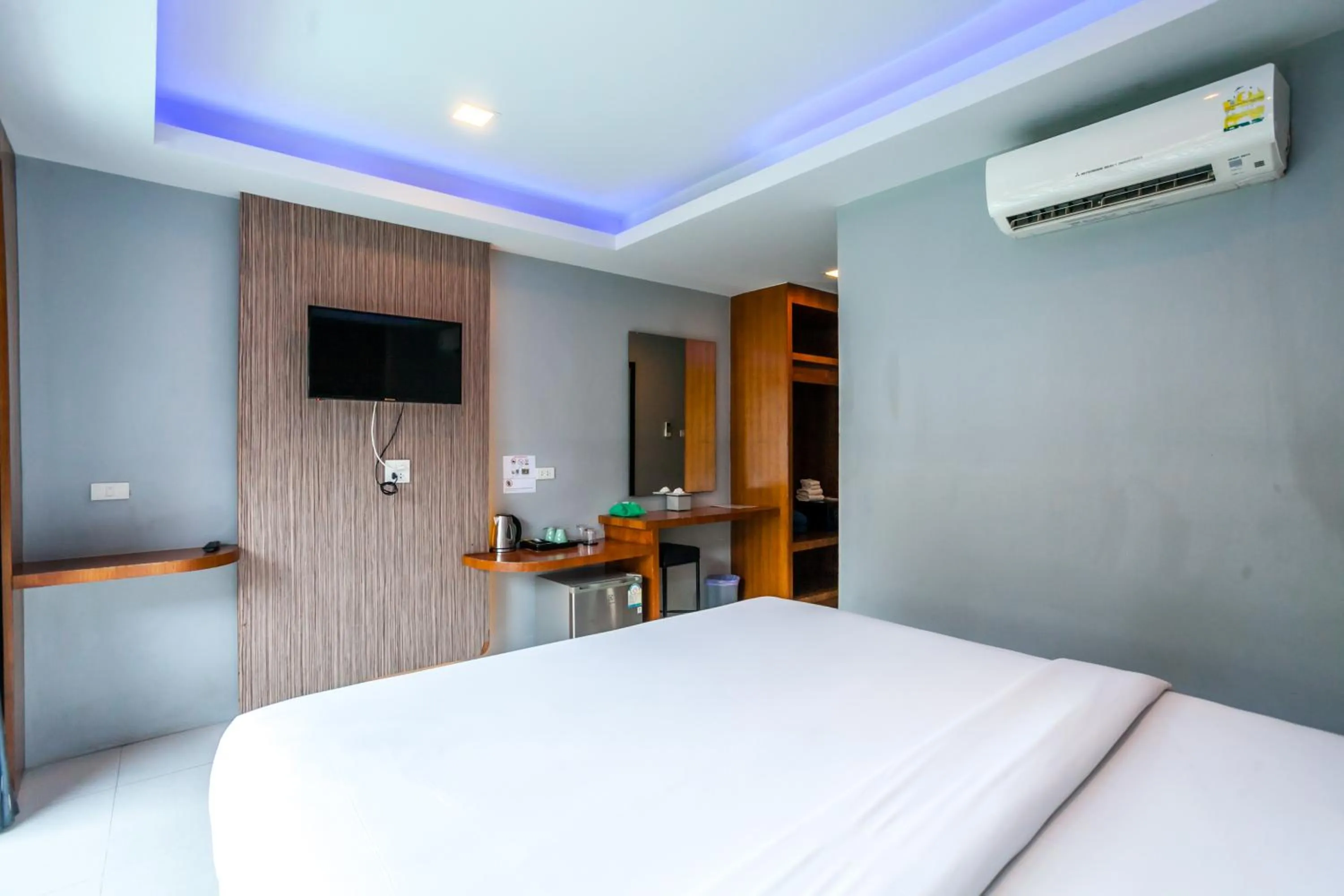 Photo of the whole room, Bed in Coco Bella Hotel