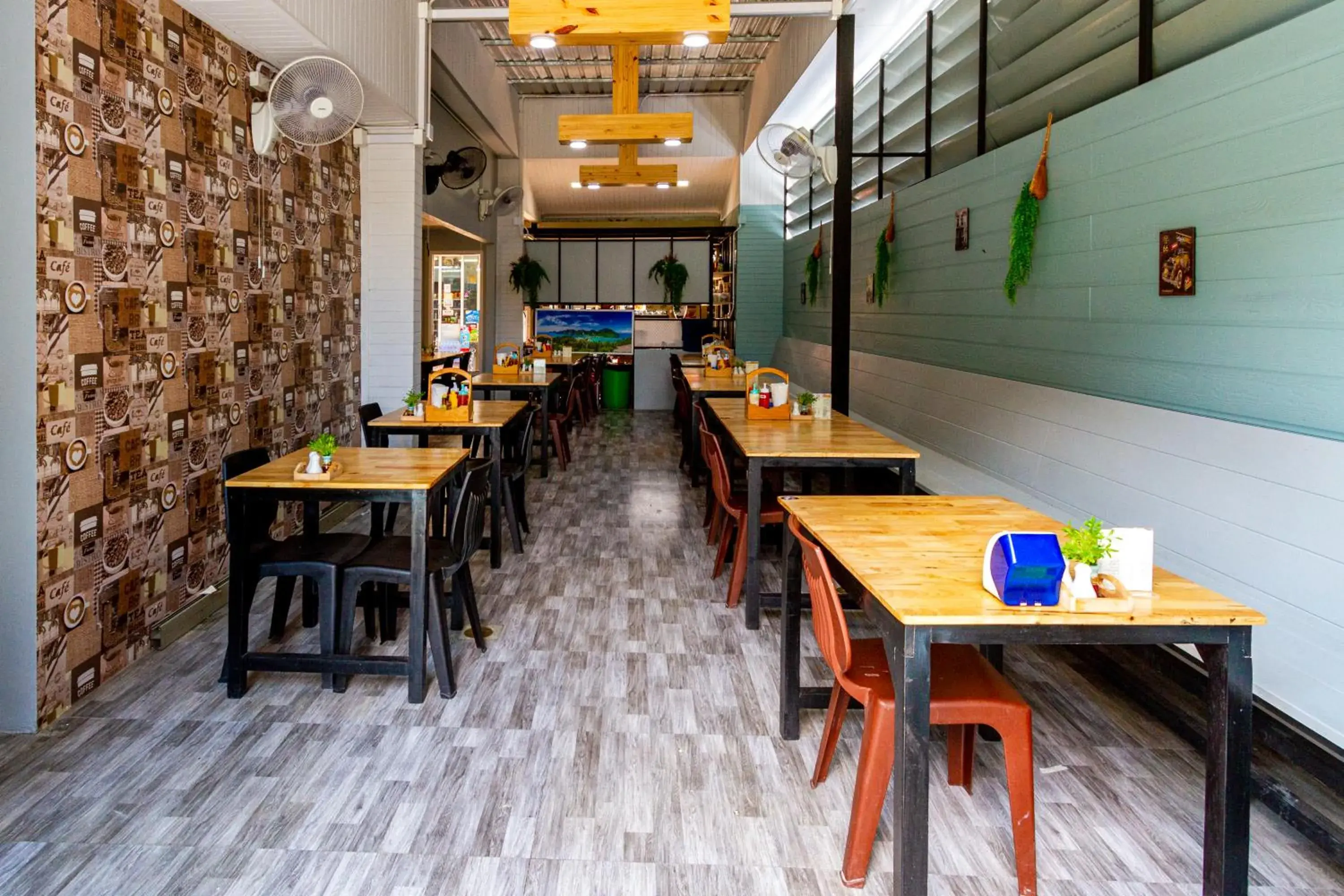 Restaurant/places to eat in Coco Bella Hotel Restaurant/places to eat in Coco Bella Hotel