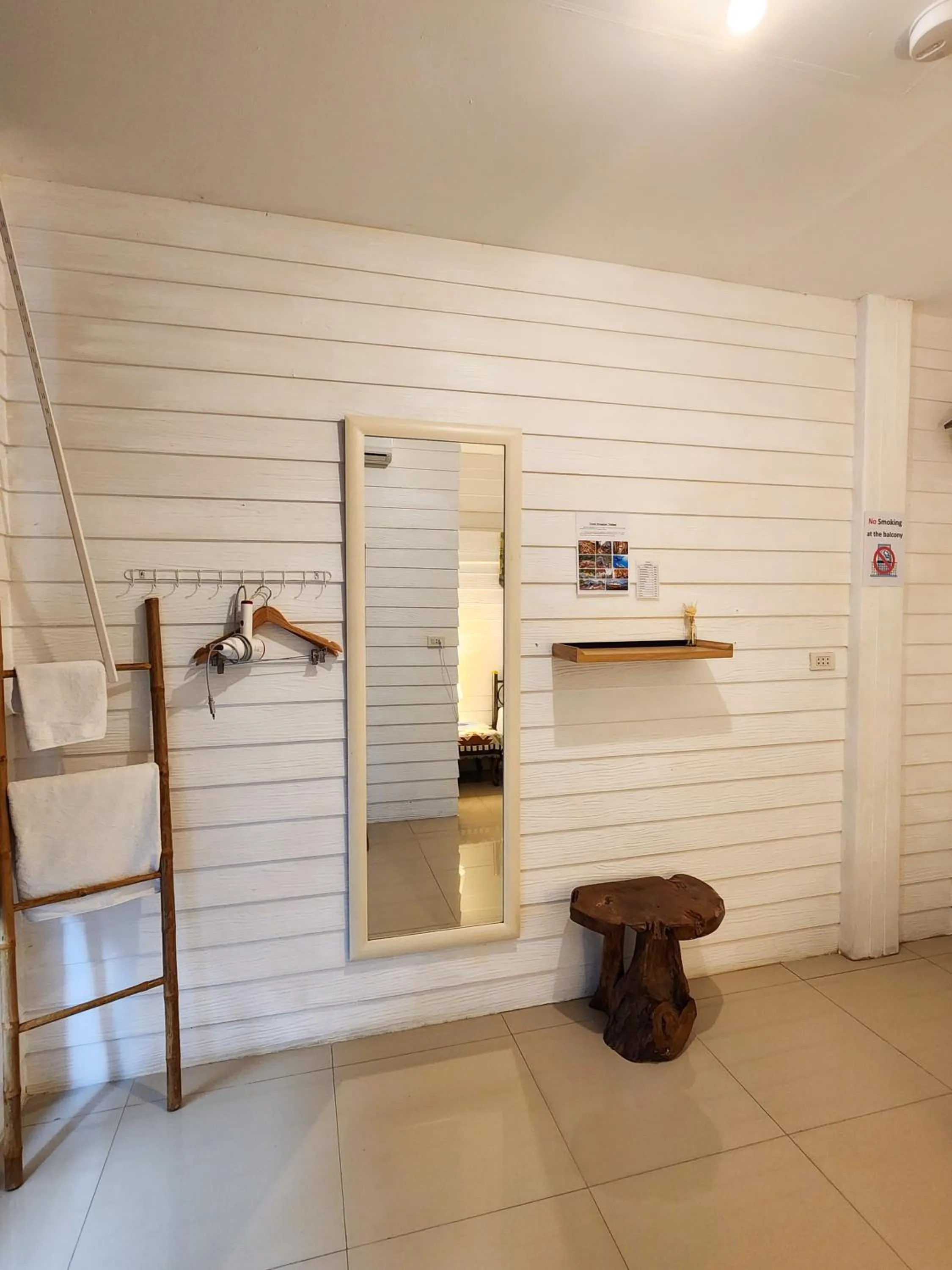 Bedroom in Back Home Backpackers Hostel