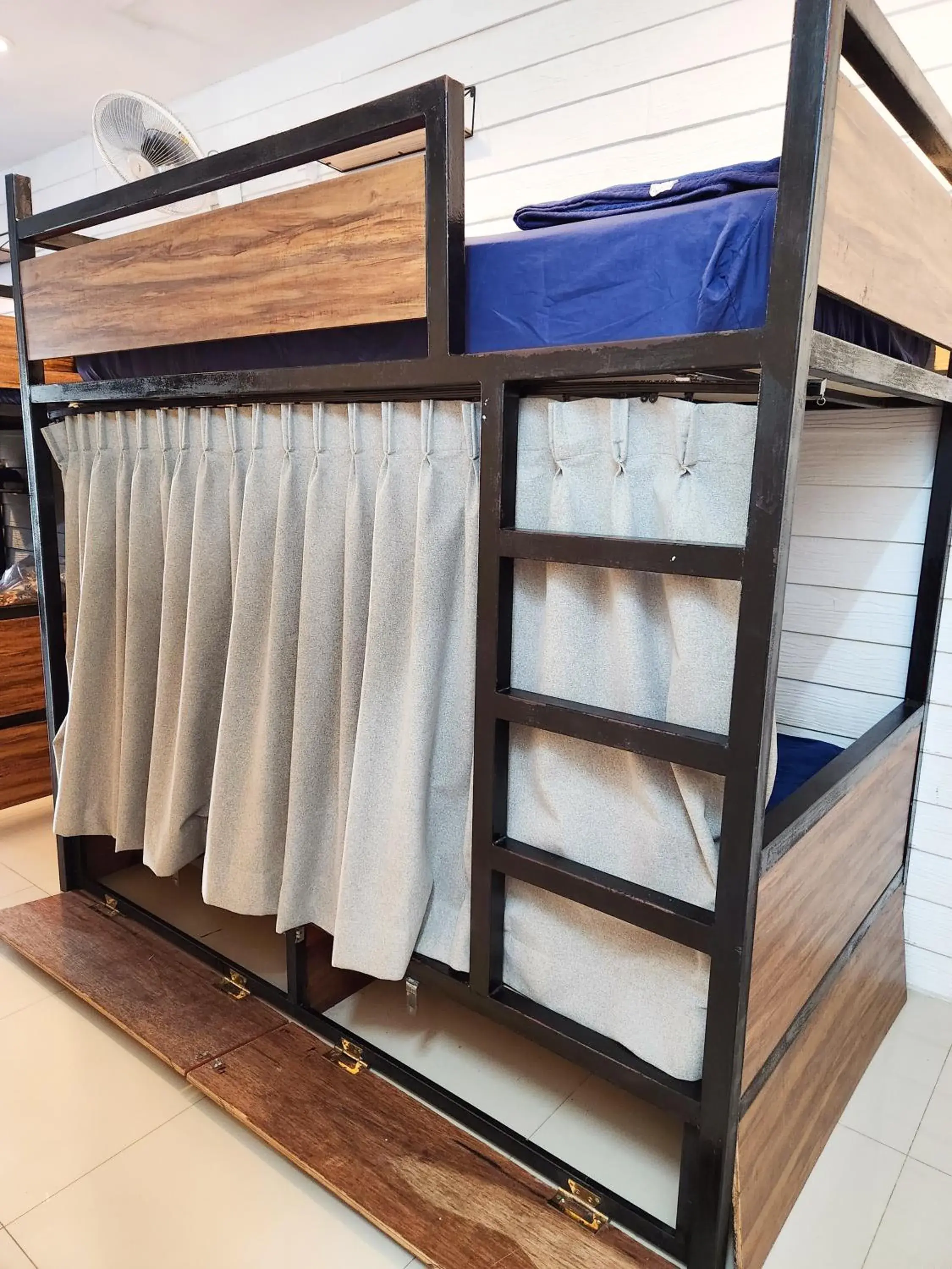 bunk bed, Bed in Back Home Backpackers Hostel bunk bed, Bed in Back Home Backpackers Hostel