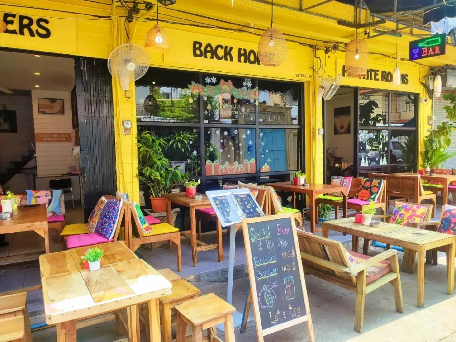 Restaurant/places to eat in Back Home Backpackers Hostel Restaurant/places to eat in Back Home Backpackers Hostel