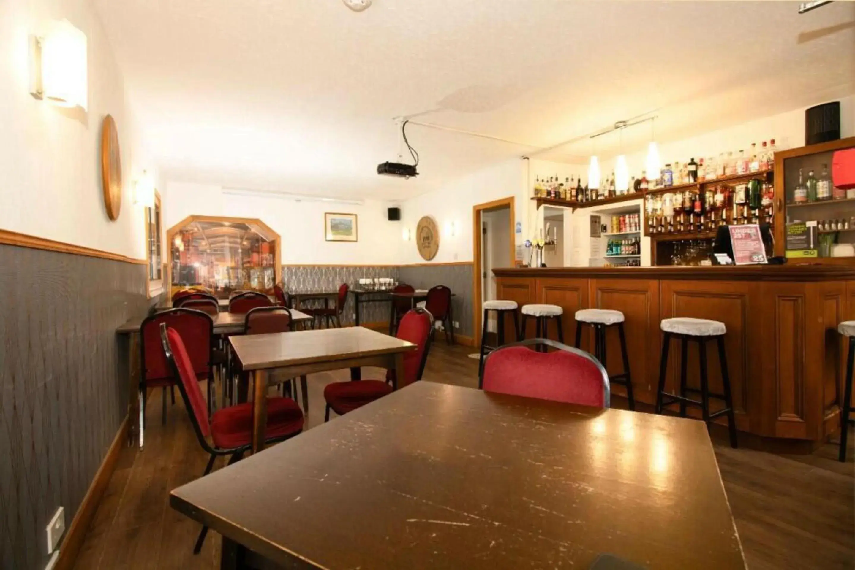 OYO Eastbank Hotel, Speyside Scotland OYO Eastbank Hotel, Speyside Scotland