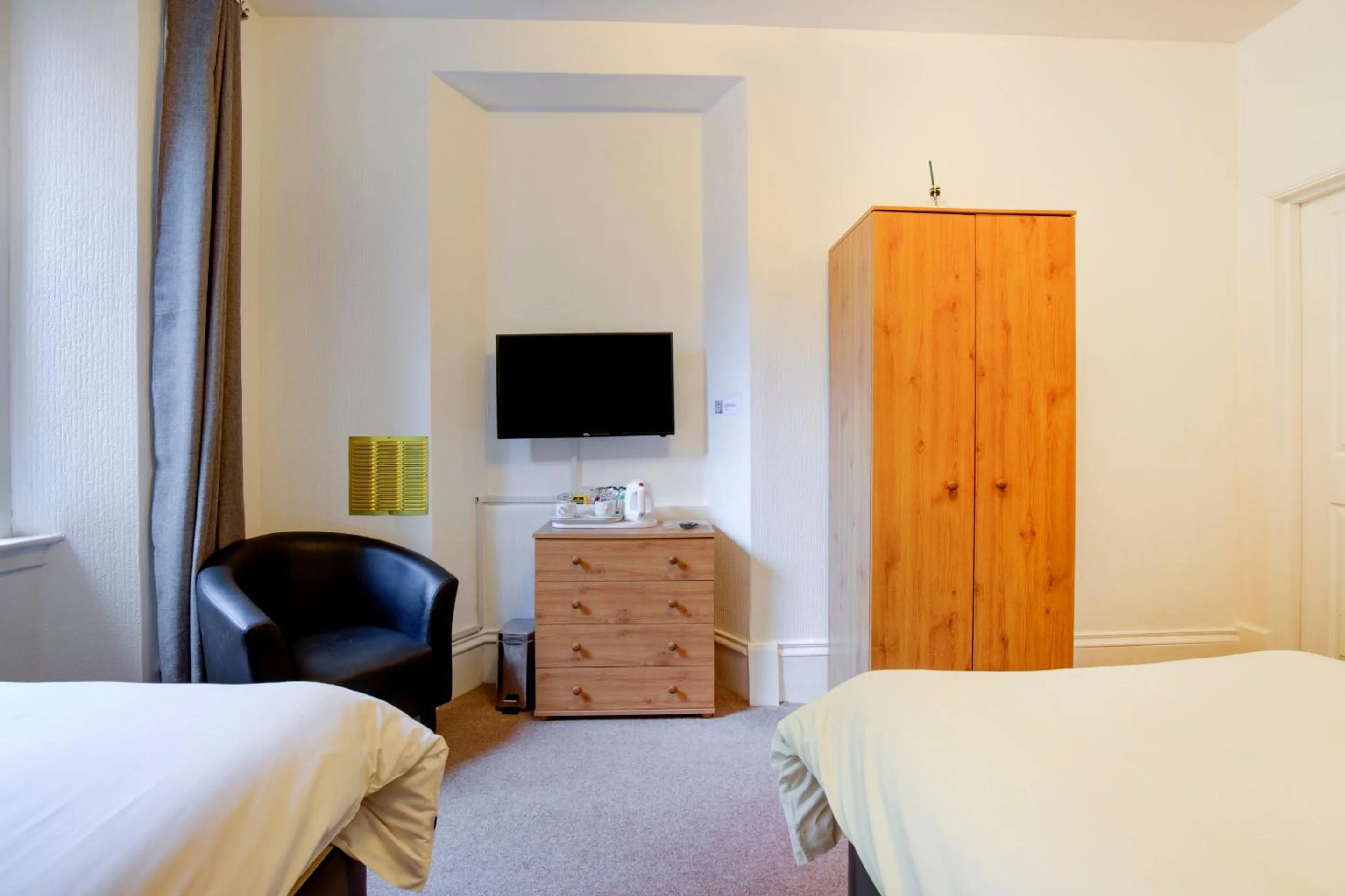 Bedroom in OYO Eastbank Hotel, Speyside Scotland