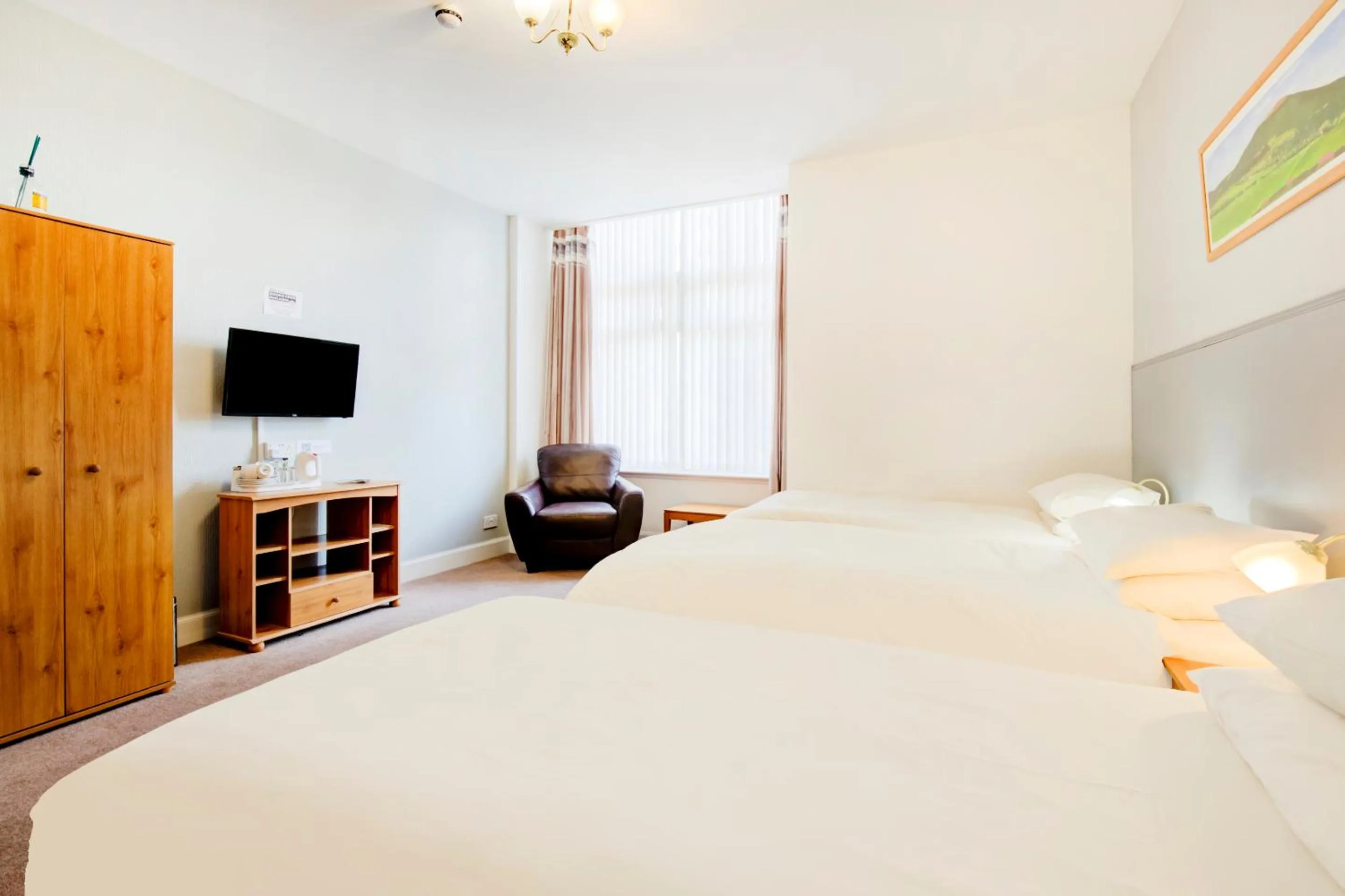 Bedroom in OYO Eastbank Hotel, Speyside Scotland