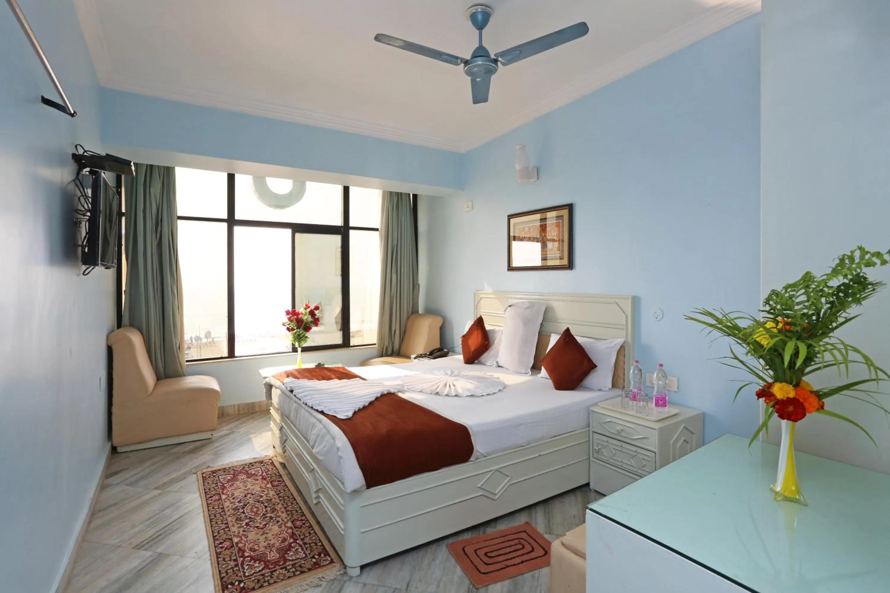 Photo of the whole room, Bed in Hotel Niladri