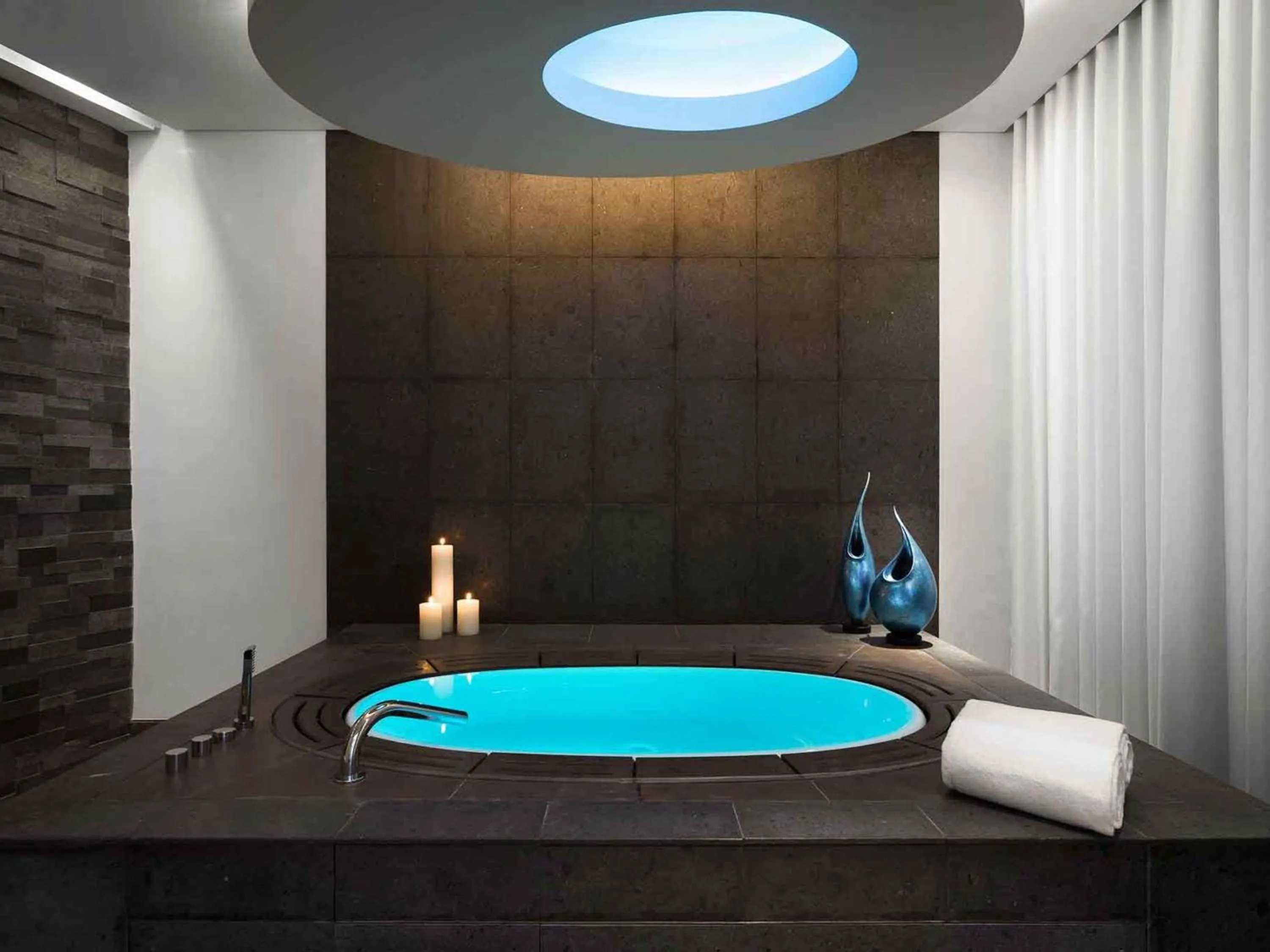 Spa and wellness centre/facilities in Sofitel Dubai Downtown