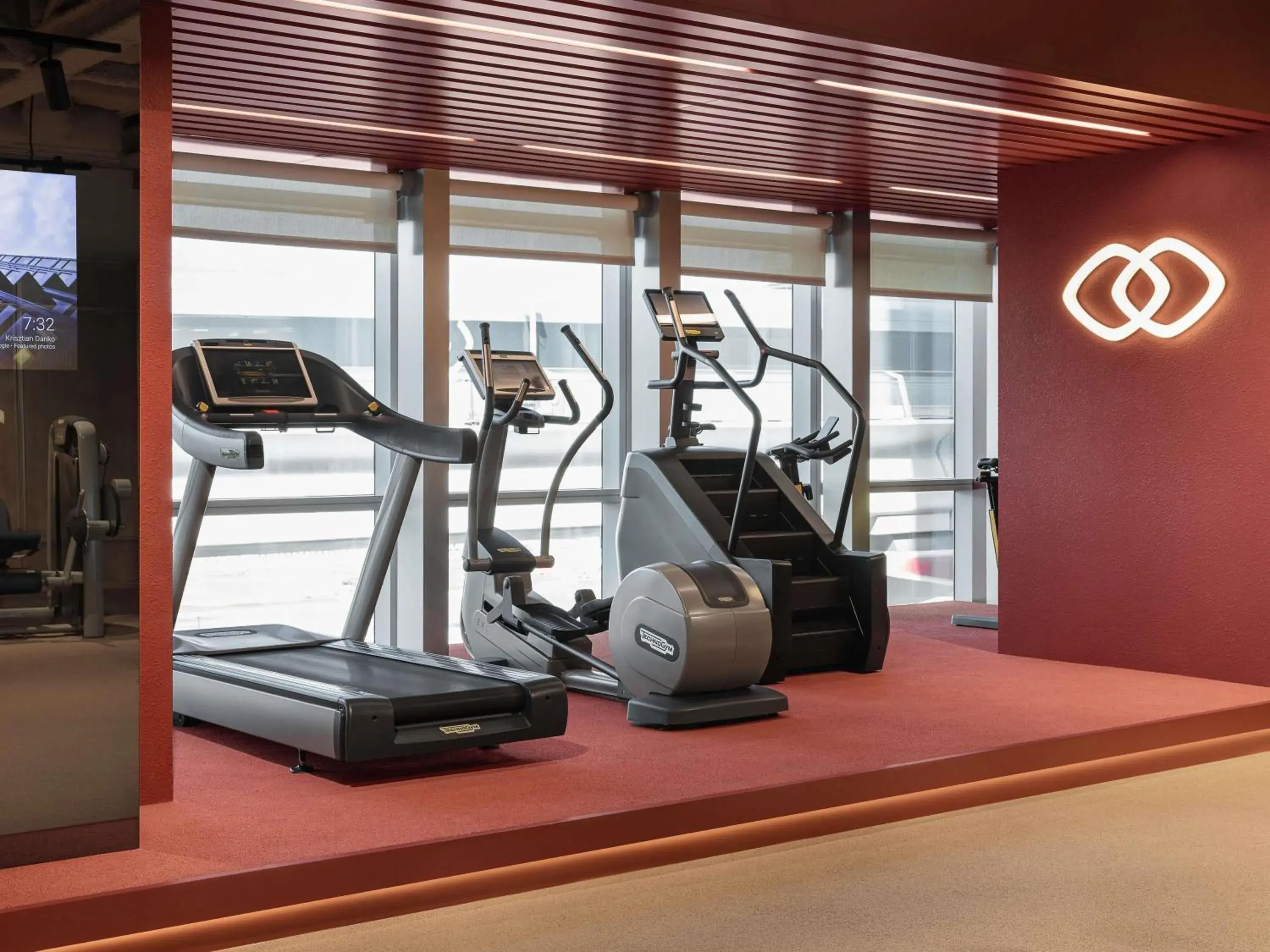 Fitness centre/facilities in Sofitel Dubai Downtown Fitness centre/facilities in Sofitel Dubai Downtown
