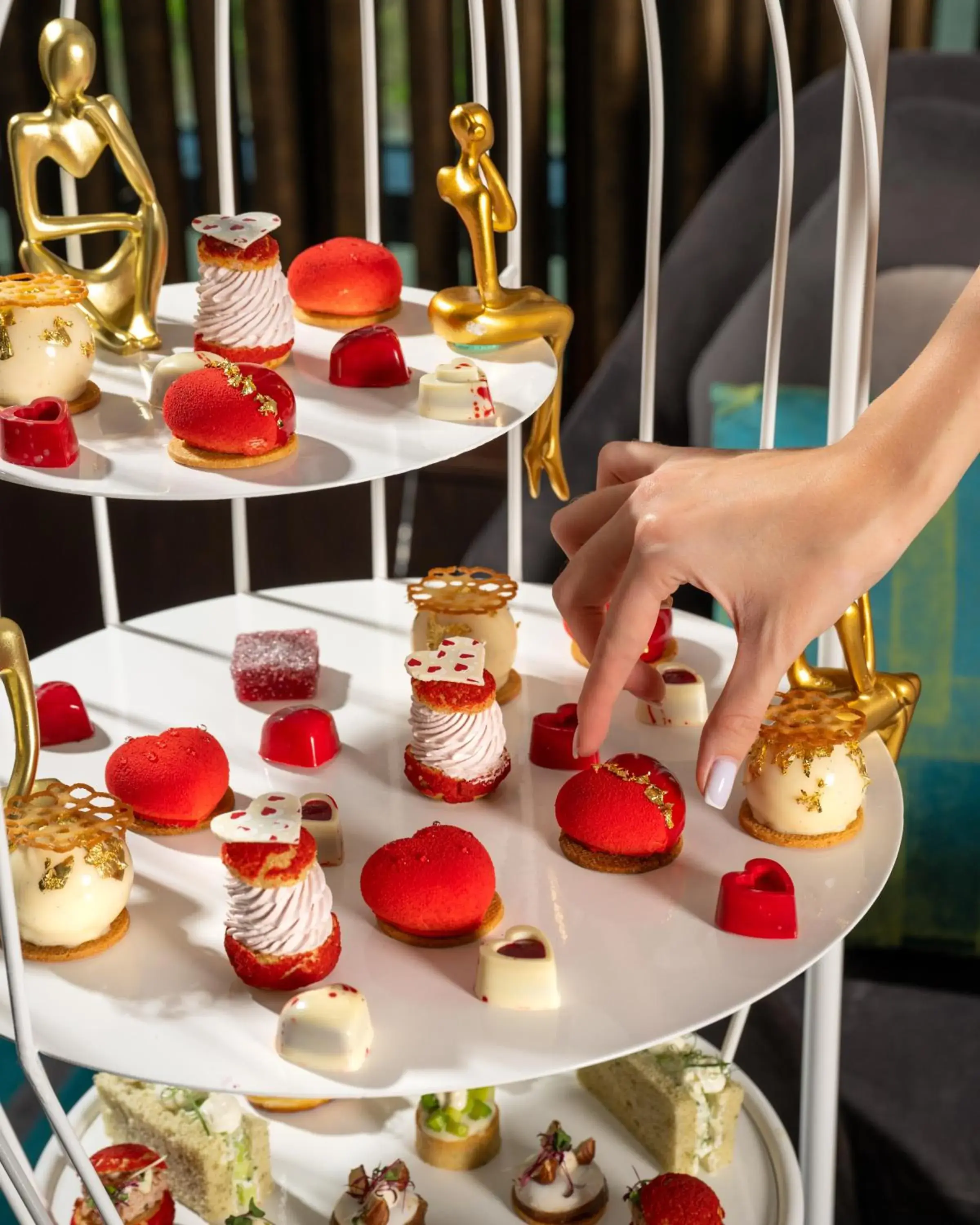 Restaurant/places to eat in Sofitel Dubai Downtown Restaurant/places to eat in Sofitel Dubai Downtown