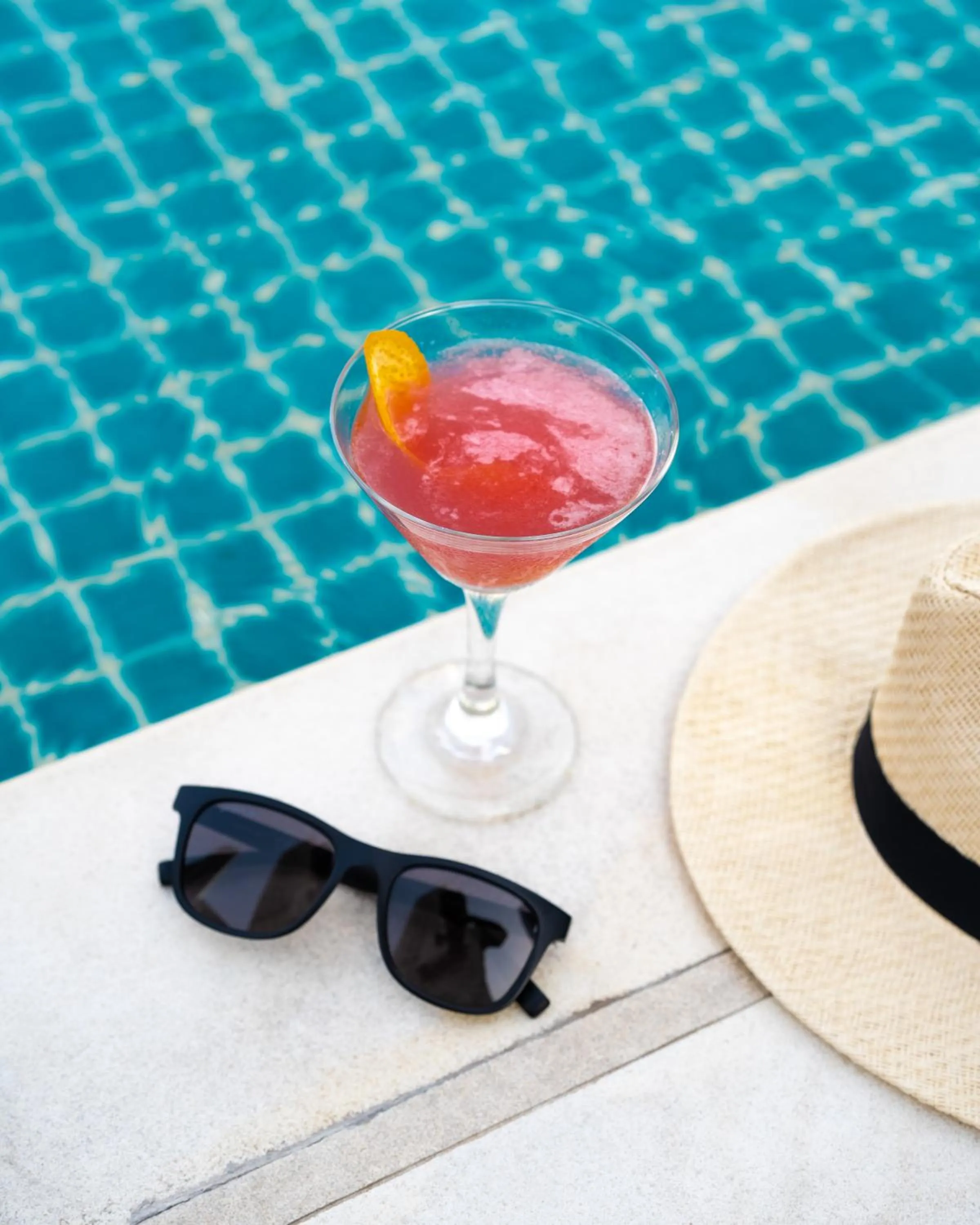 Lounge or bar in Sofitel Dubai Downtown