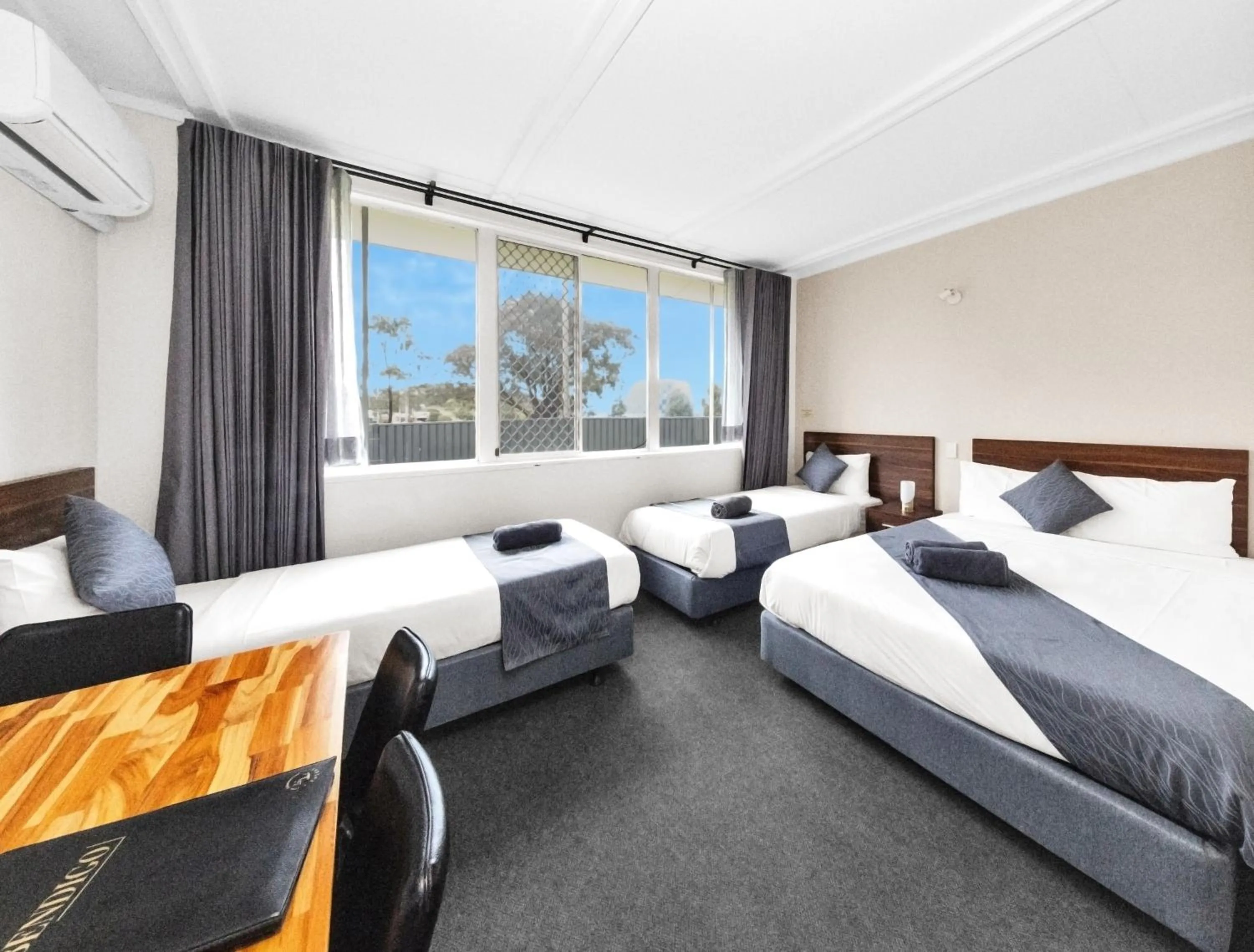 Bed in Golden Hills Motel