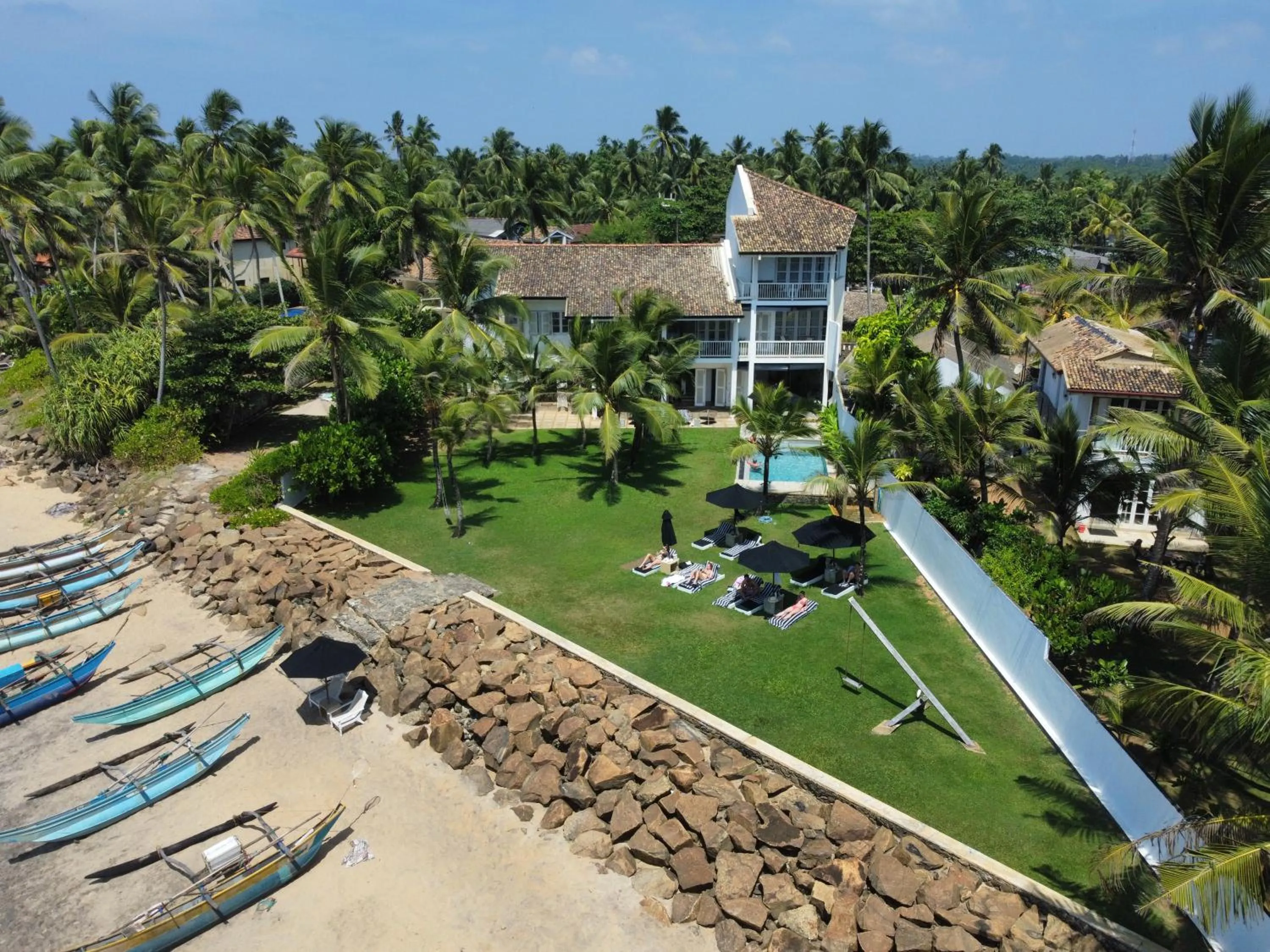 Garden view in Arabella on Boossa