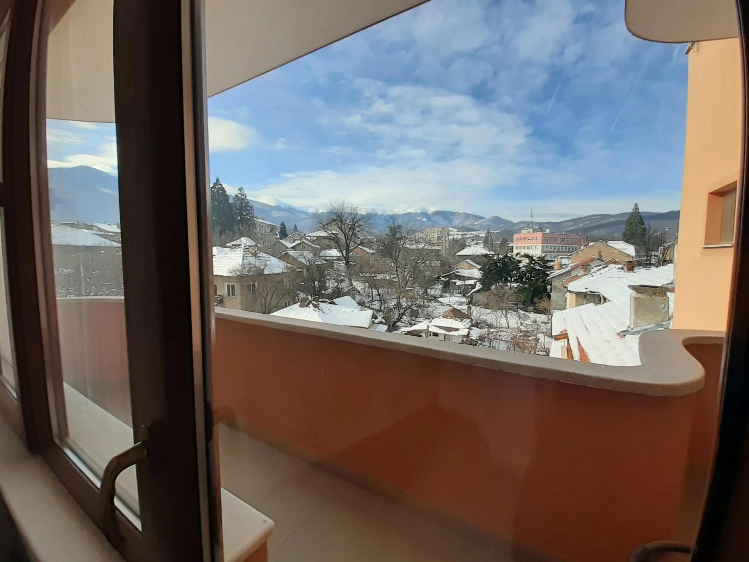 Gelov Hotel