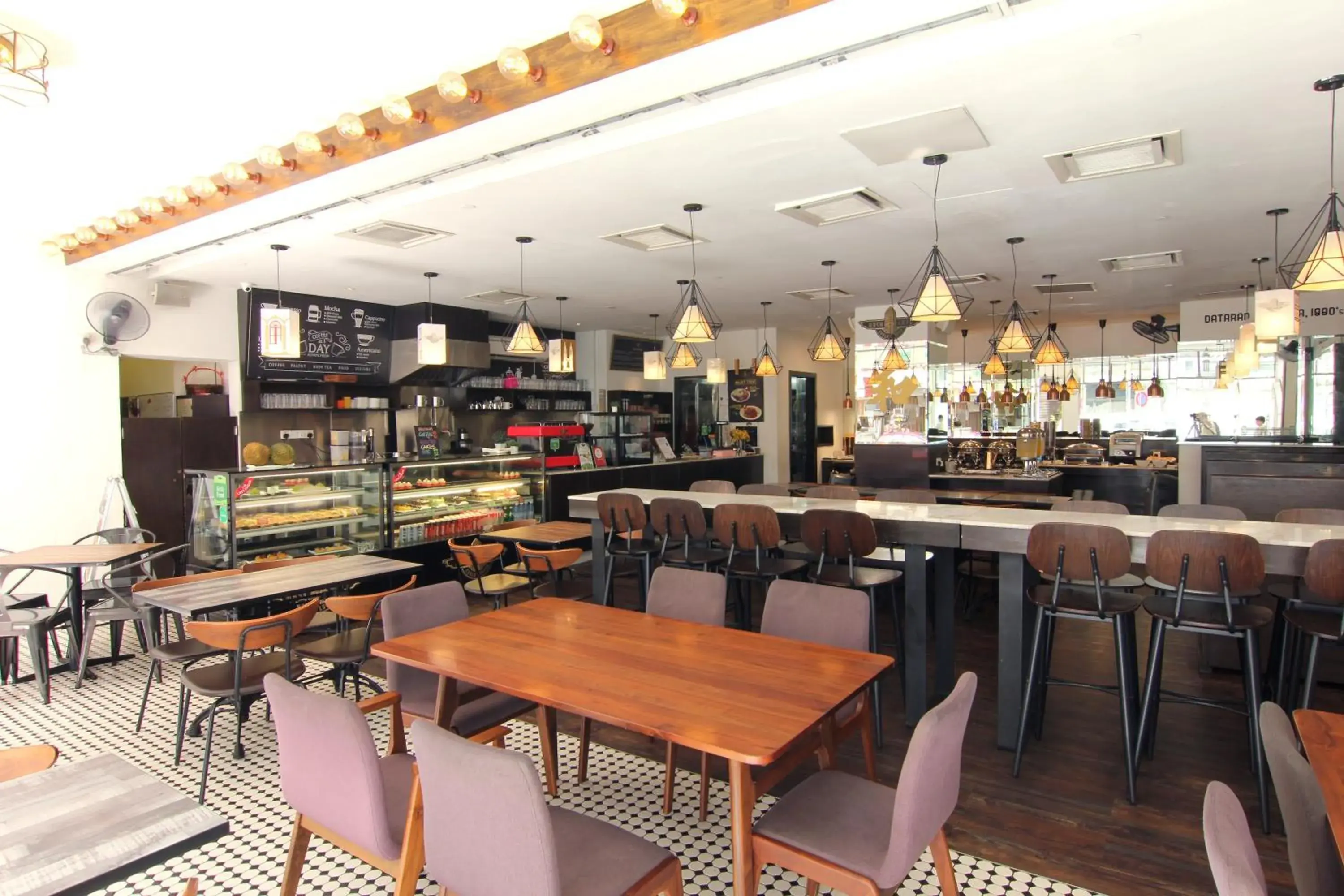 Restaurant/places to eat in Pacific Express Hotel Central Market Kuala Lumpur Restaurant/places to eat in Pacific Express Hotel Central Market Kuala Lumpur