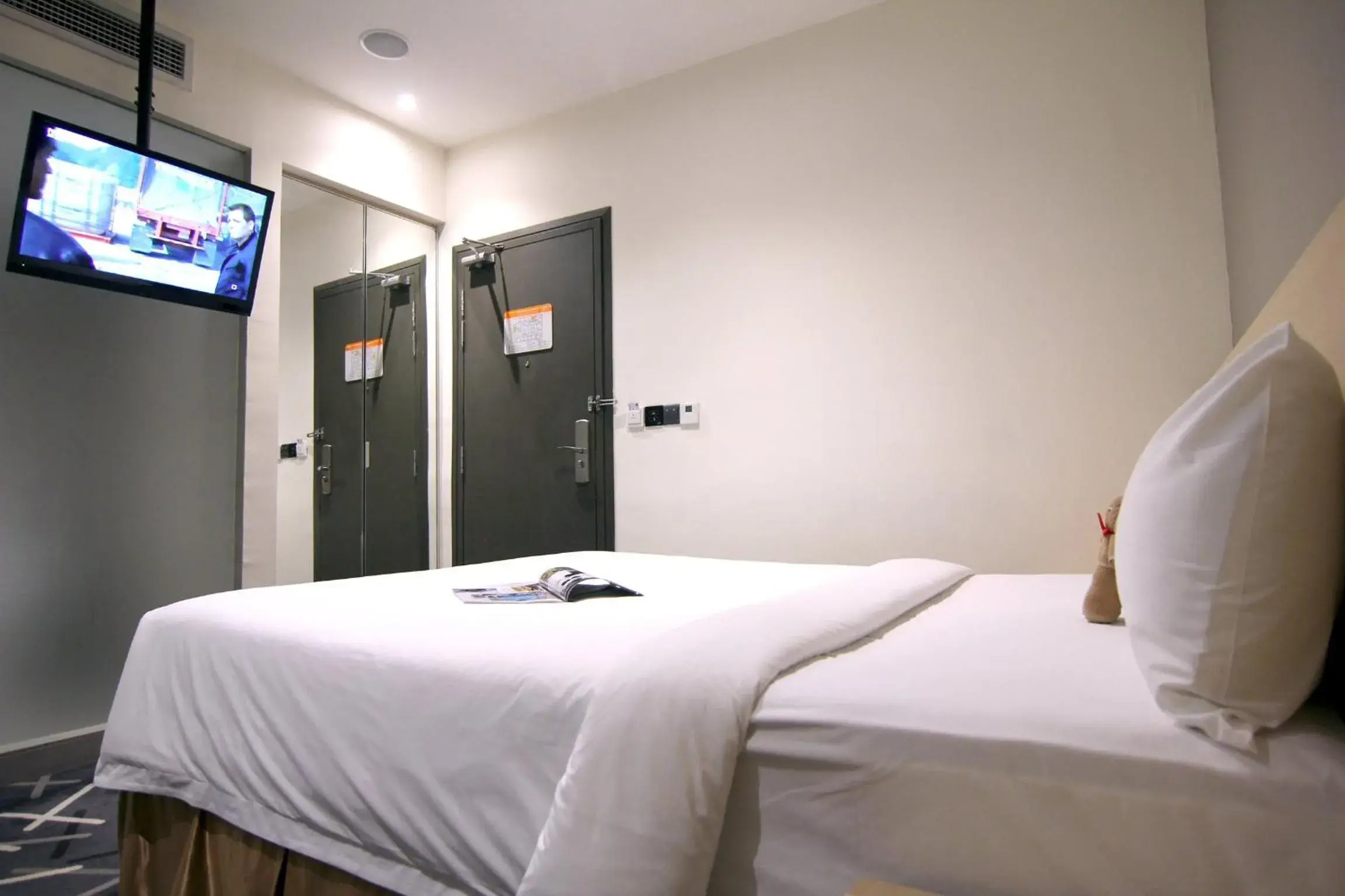 Bedroom, Bed in Pacific Express Hotel Central Market Kuala Lumpur Bedroom, Bed in Pacific Express Hotel Central Market Kuala Lumpur