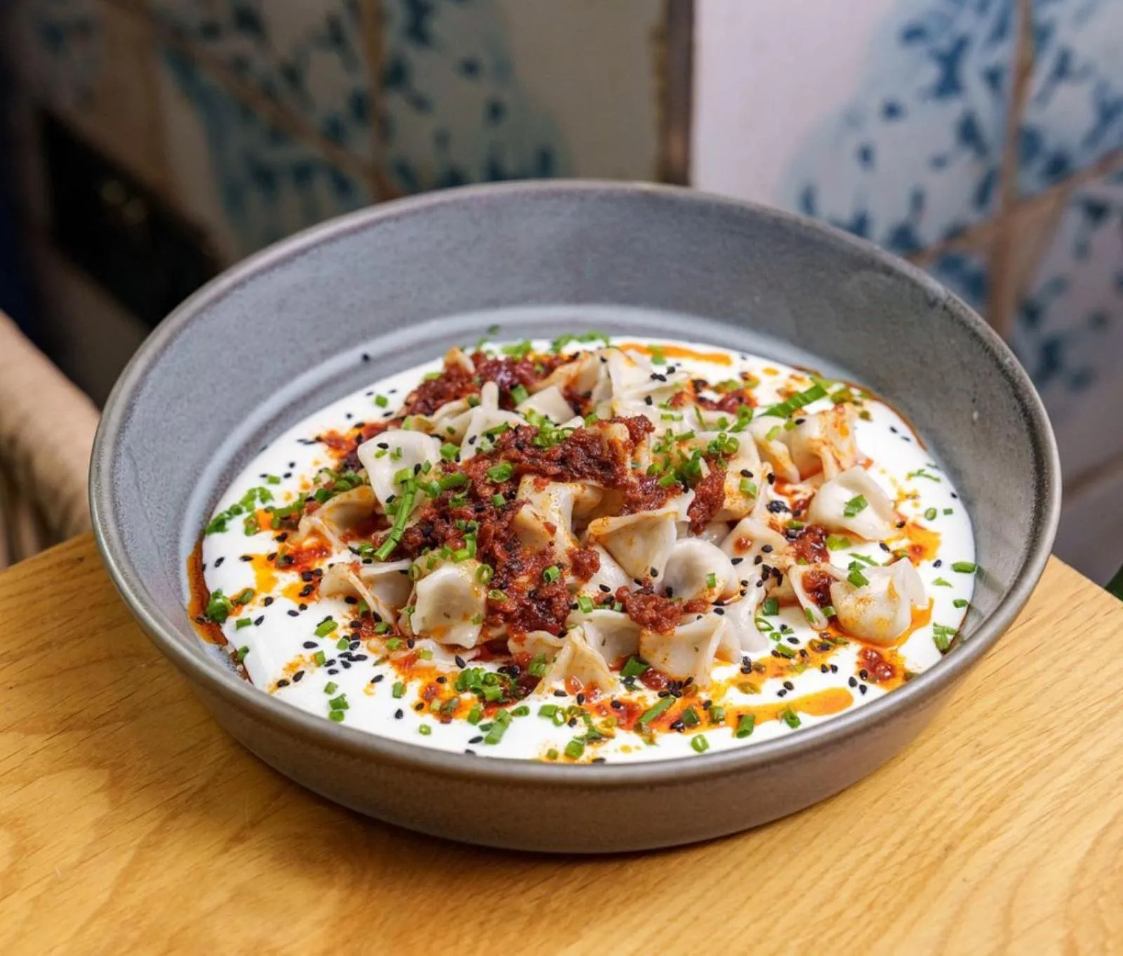 Restaurant/places to eat in Cozy 3 Bedroom Flat in London!