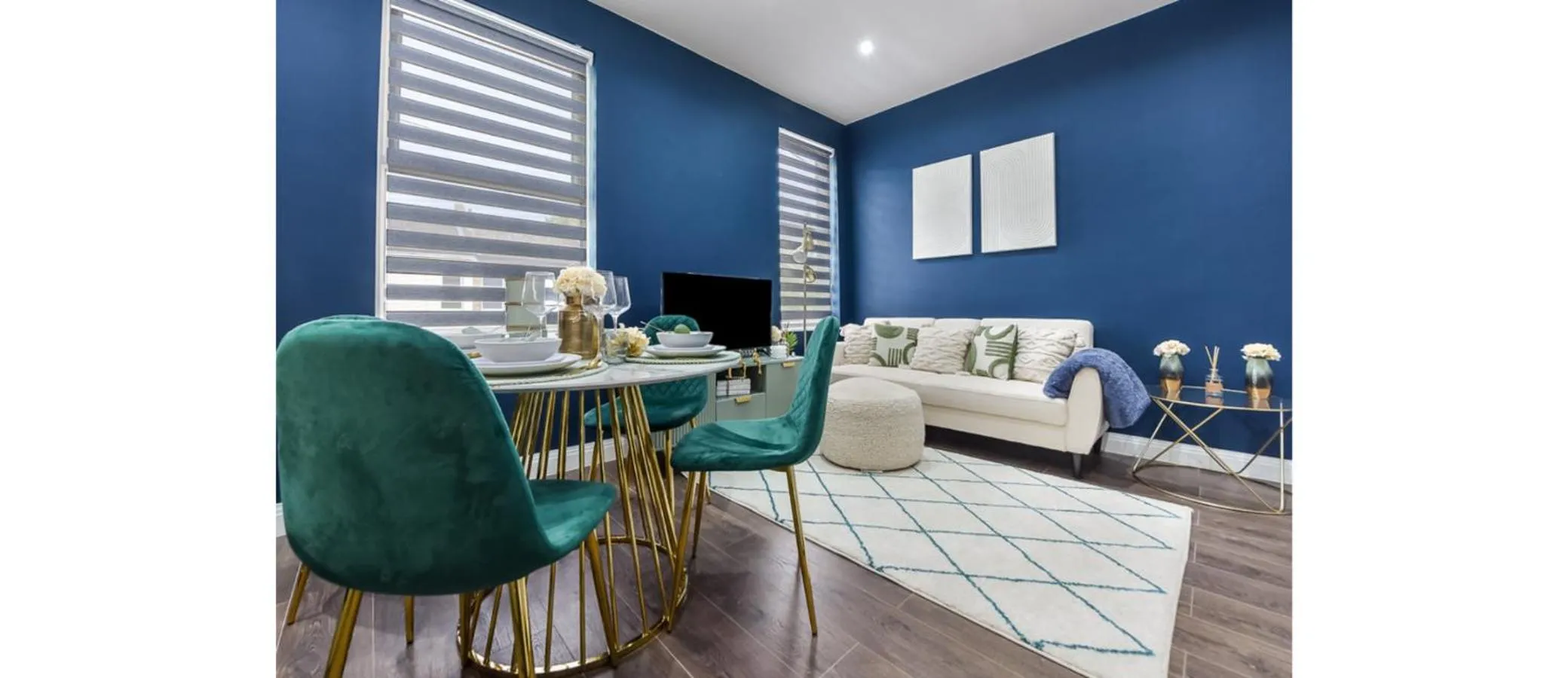 Living room in Cozy 3 Bedroom Flat in London!
