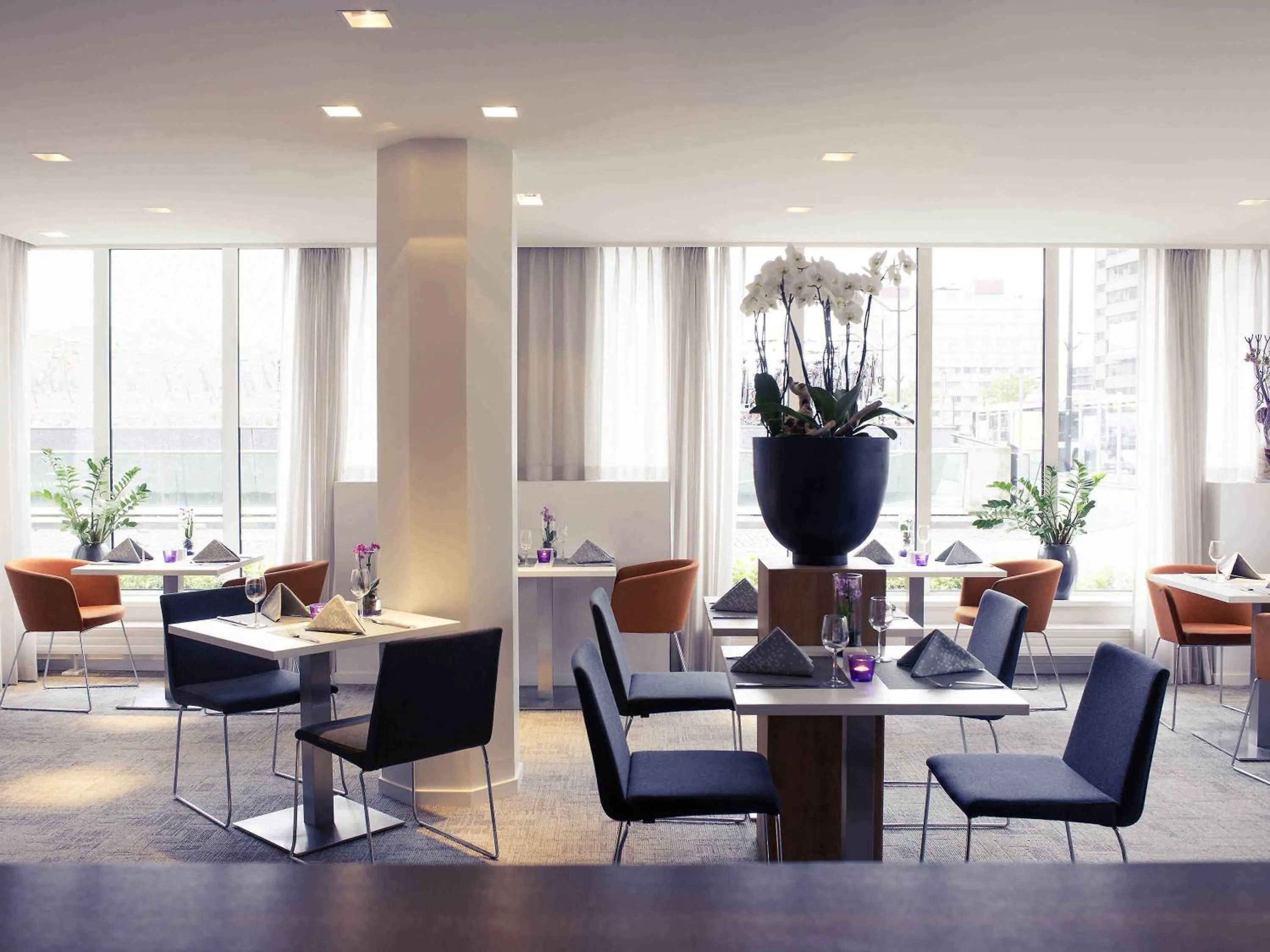 Restaurant/places to eat in Mercure Hotel Nijmegen Centre