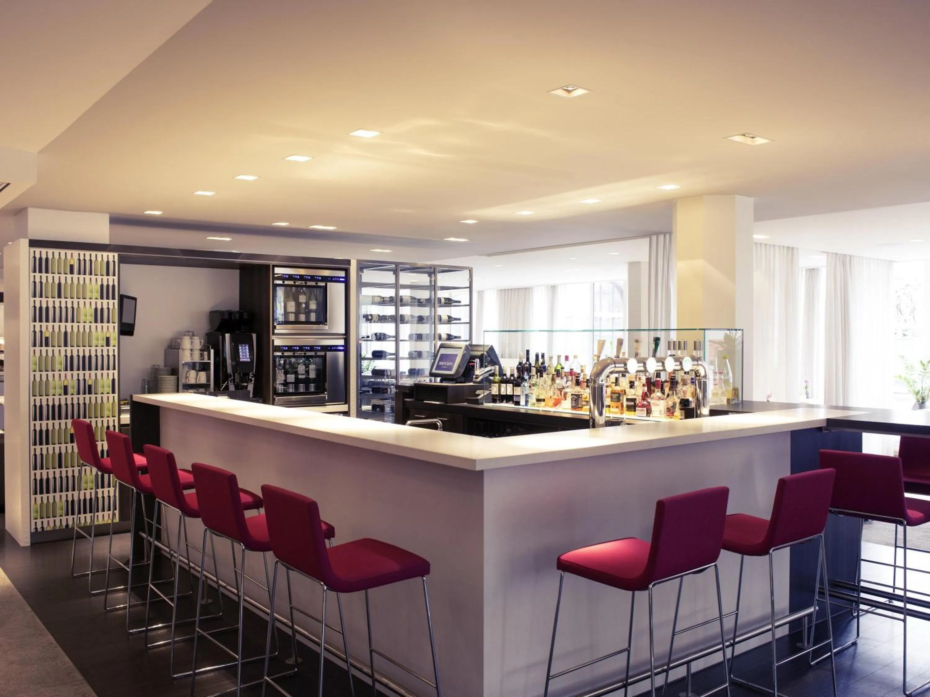 Lounge or bar in Mercure Hotel Nijmegen Centre
