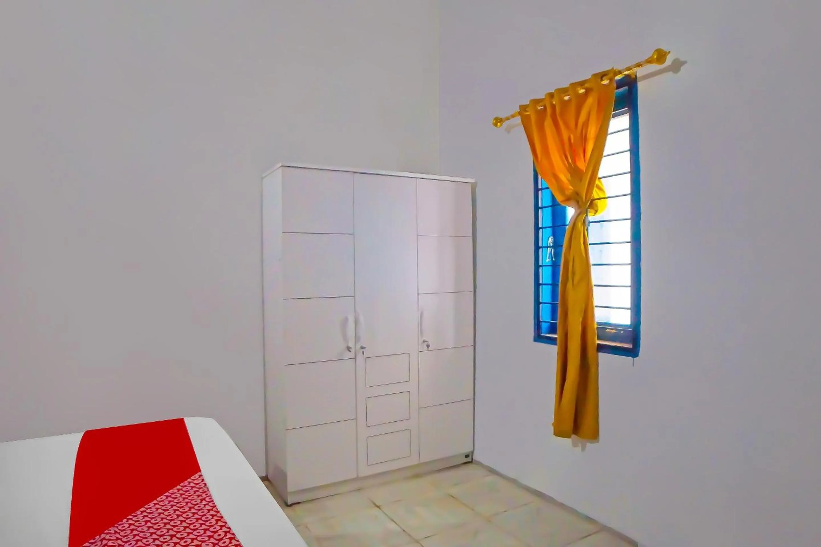 Bedroom, Bed in Hotel O Sri Ulina Homestay