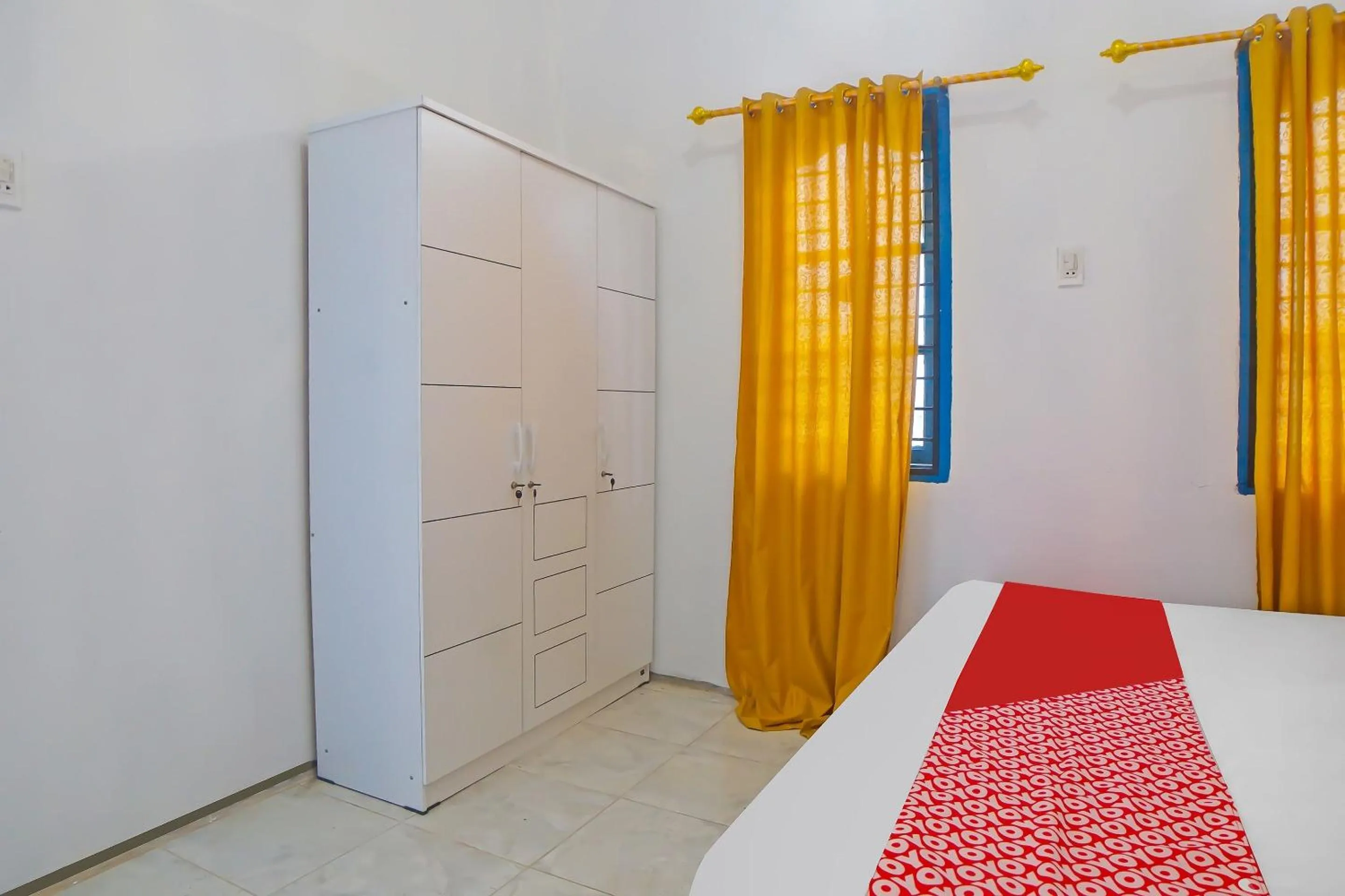 Bedroom, Bed in Hotel O Sri Ulina Homestay