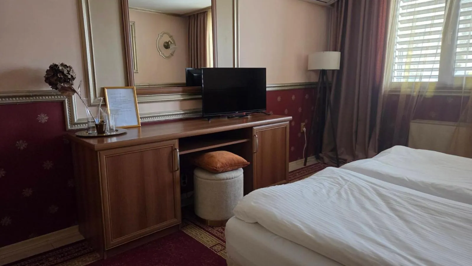 Photo of the whole room, Bed in Hotel Rio