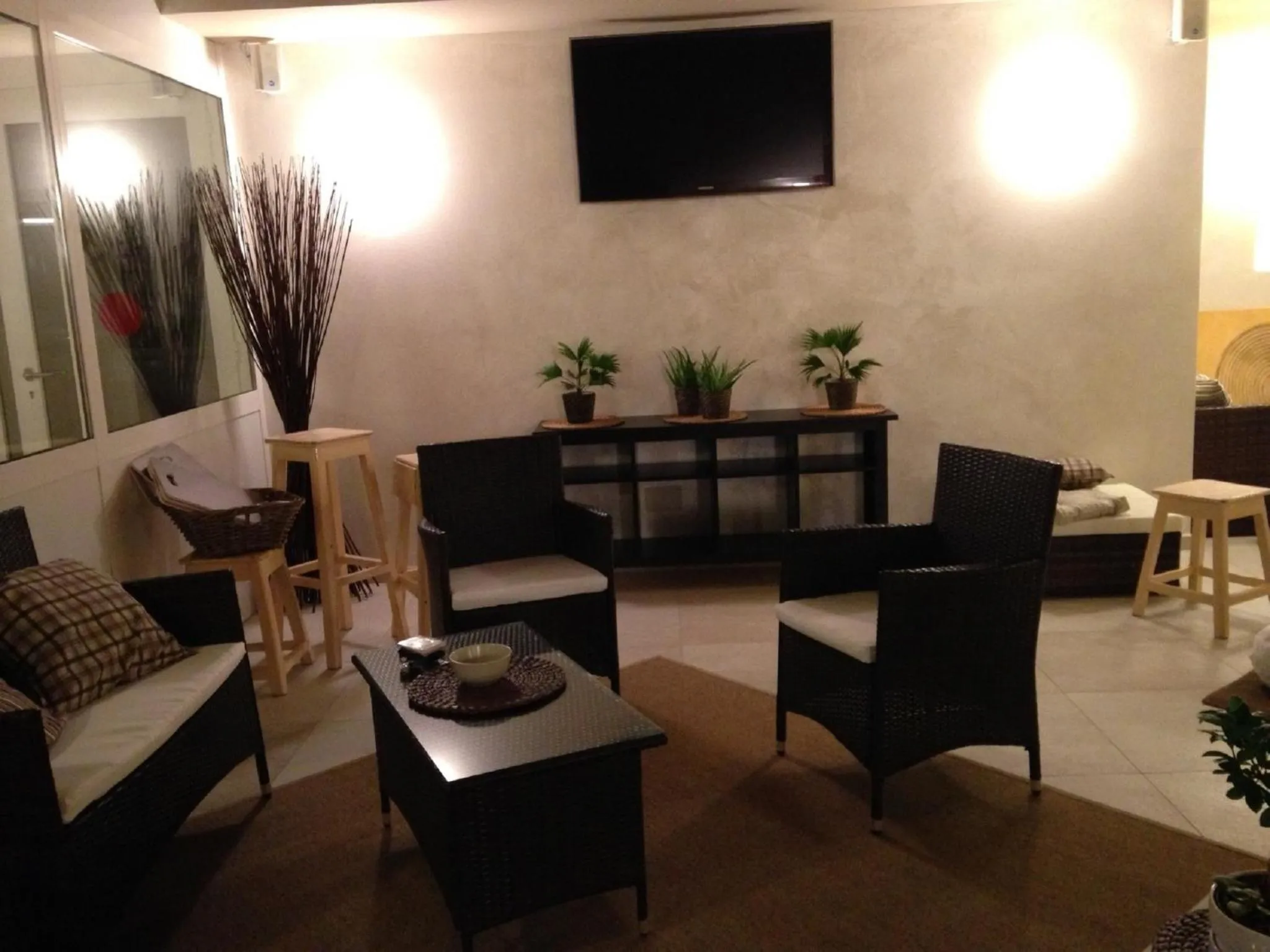 Communal lounge/ TV room in Borgo Fantino - Residenze e Alloggi Vacanza