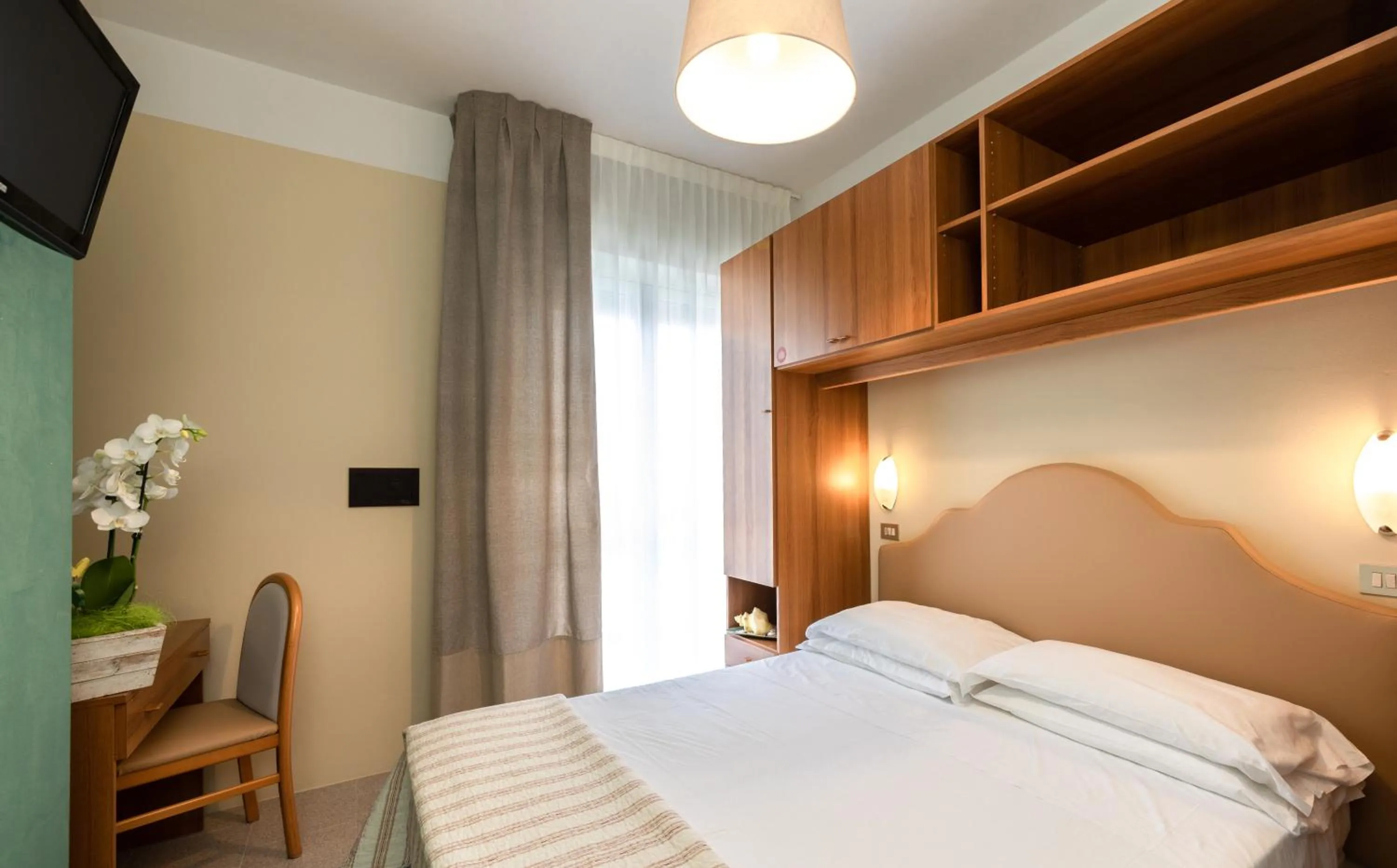 Double or Twin Room with Balcony in Acapulco Beach