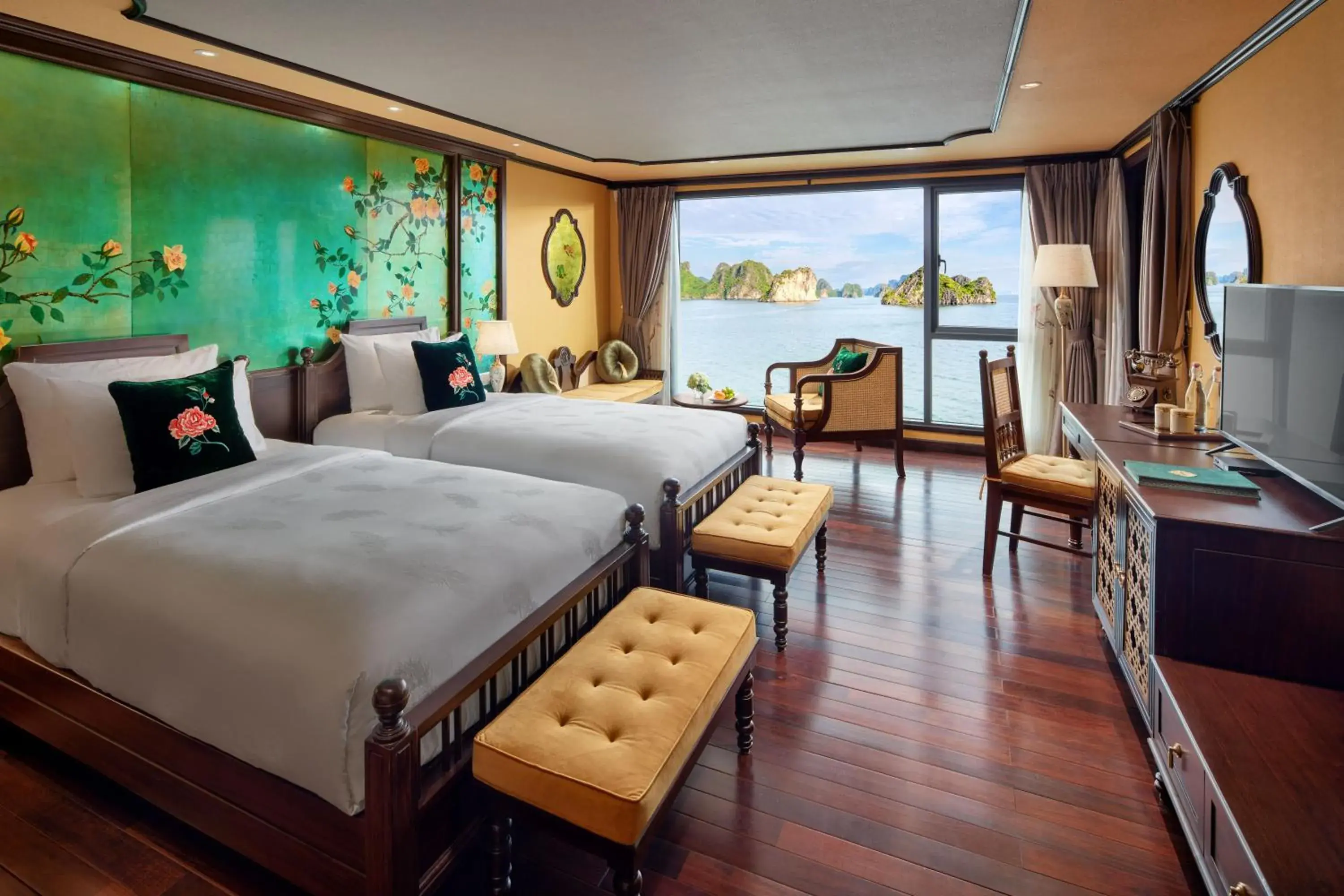 Suite Double or Twin Sea View With Balcony - 2 Days 1 Night in Indochine Premium Halong Bay Suite Double or Twin Sea View With Balcony - 2 Days 1 Night in Indochine Premium Halong Bay
