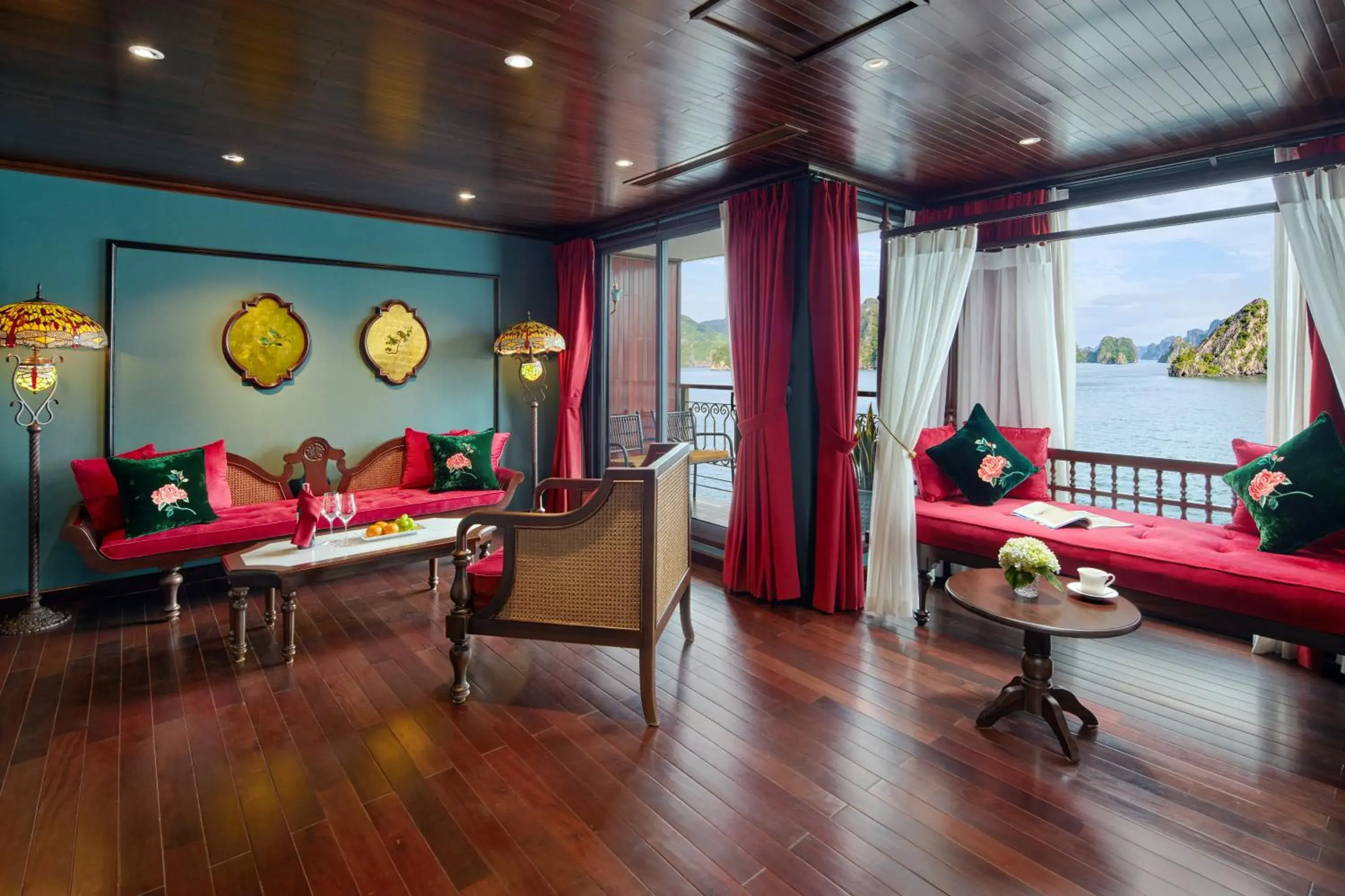 Living room in Indochine Premium Halong Bay Living room in Indochine Premium Halong Bay