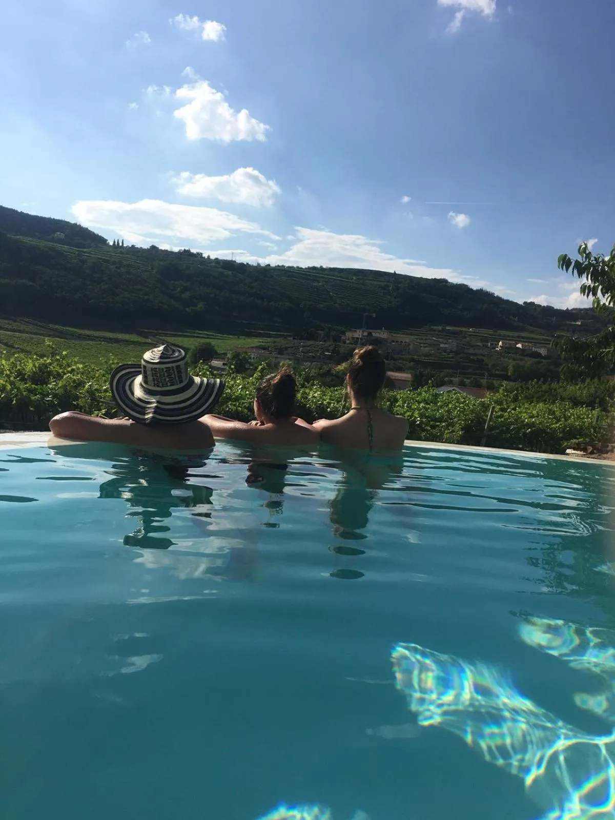 People in B&B Agorà