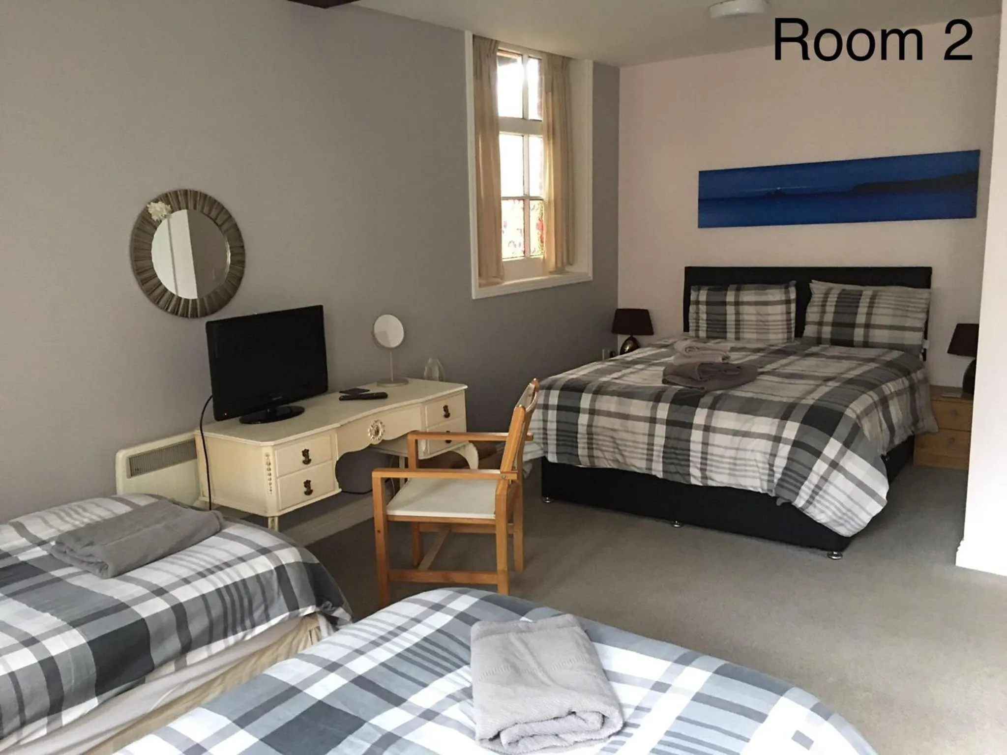 Photo of the whole room, Bed in The Royal Oak